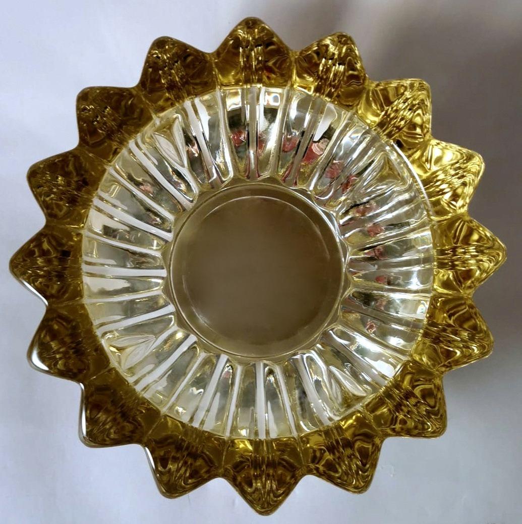 Art Deco Pierre D'Avesn Yellow Molded Glass Flower Bowl.  For Sale 5