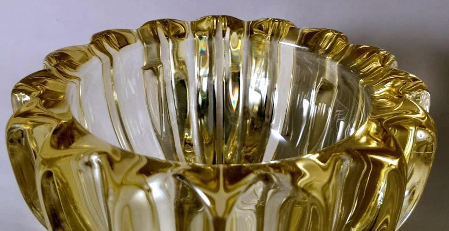 Art Deco Pierre D'Avesn Yellow Molded Glass Flower Bowl.  For Sale 6