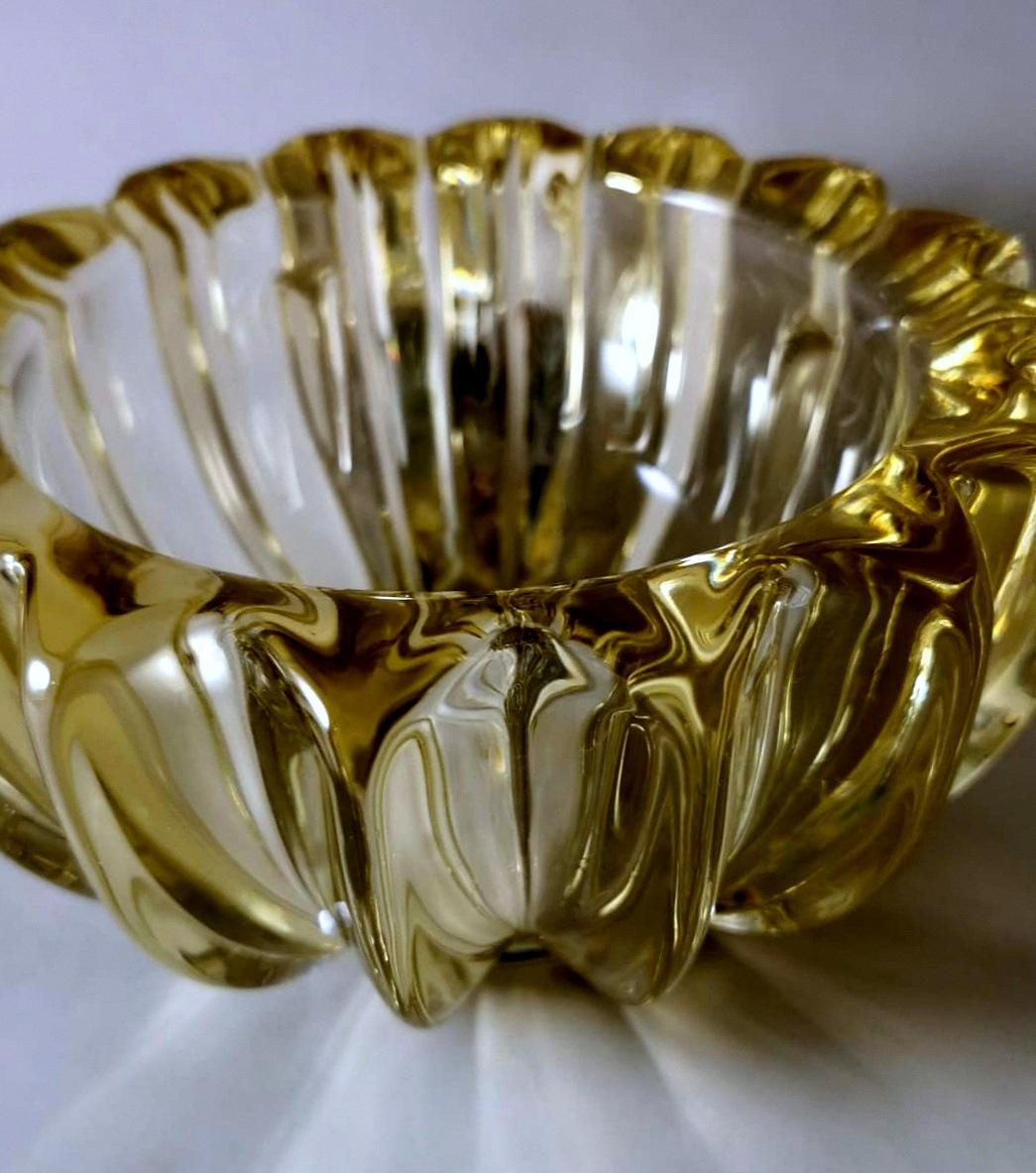 Art Deco Pierre D'Avesn Yellow Molded Glass Flower Bowl.  For Sale 7