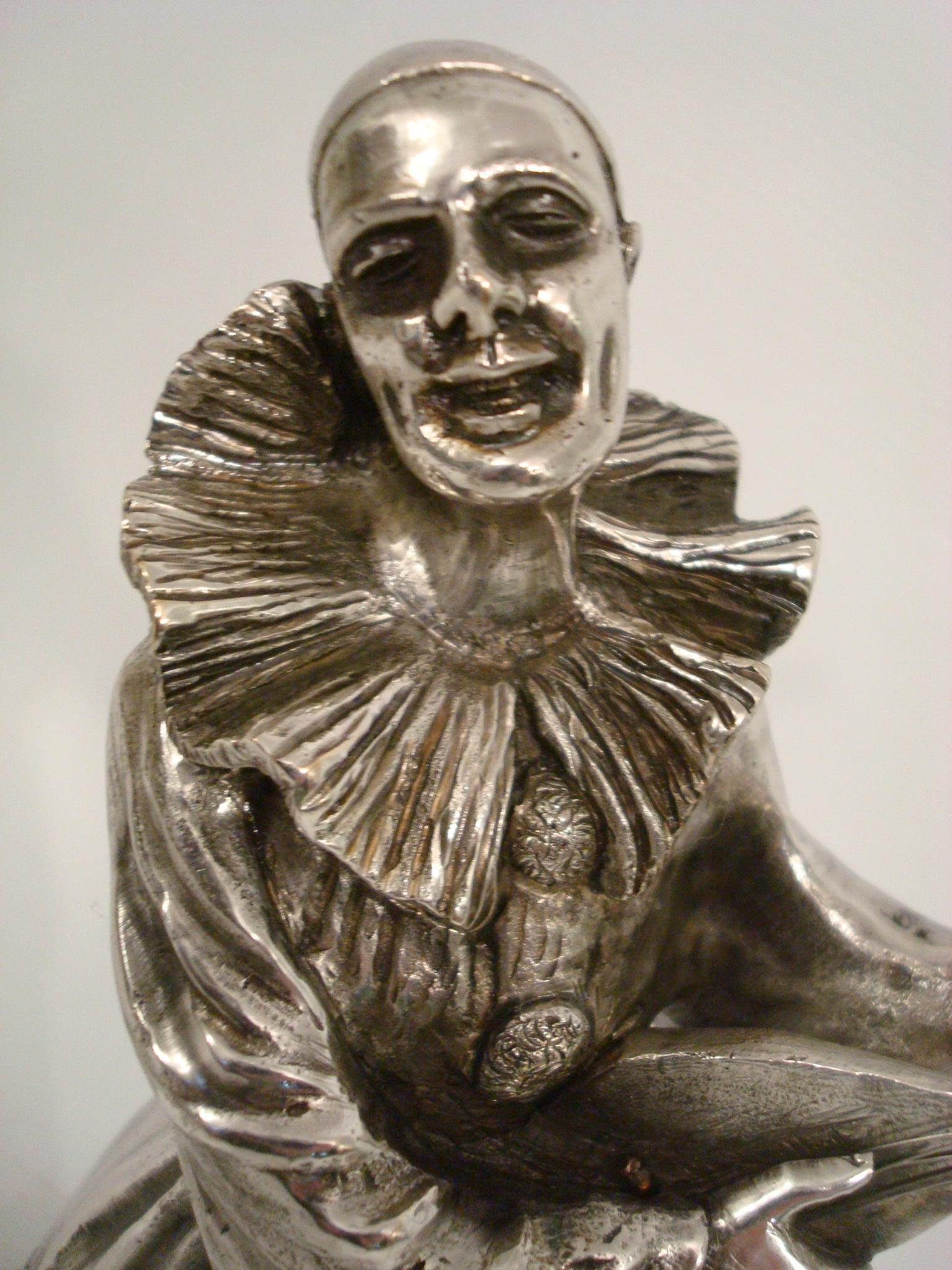 Art Deco Pierrot Silvered Bronze Sculpture, Signed Alonzo, France 1920's Bon état - En vente à Buenos Aires, Olivos