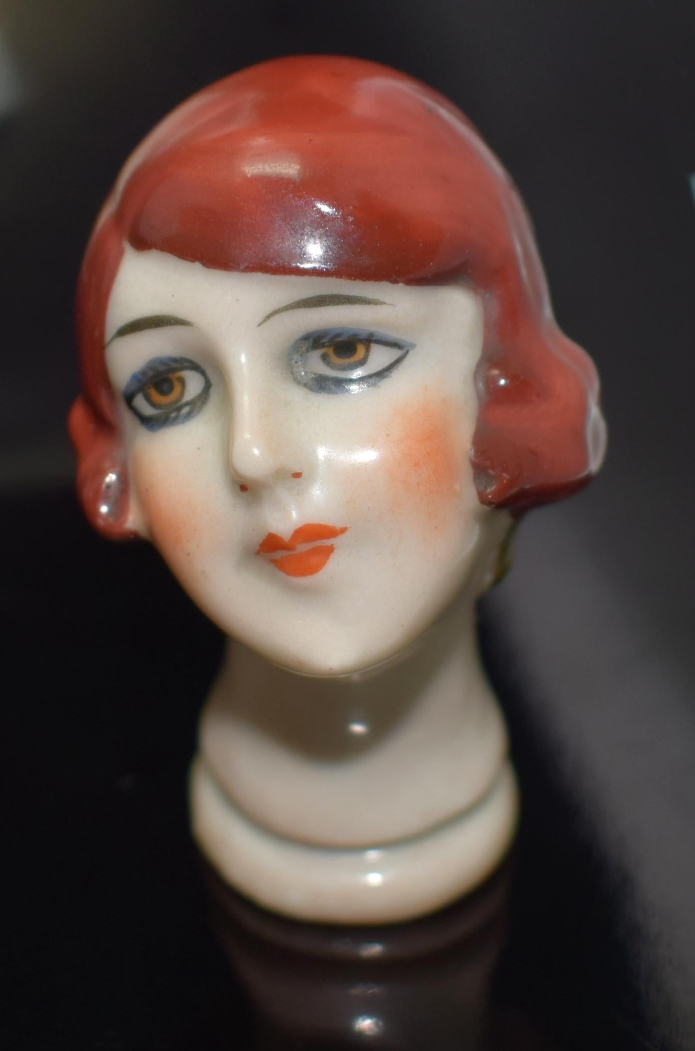 Art Deco Nadelkissenpuppe von Fasold & Stuach 3