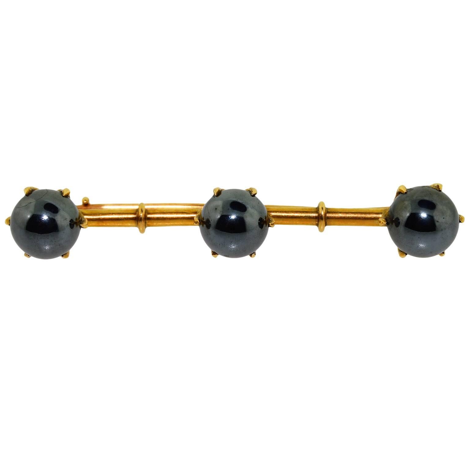 Art Deco Pin with Three Hematite Balls Hand Constructed in Solid Rose Gold In Excellent Condition For Sale In Long Beach, CA