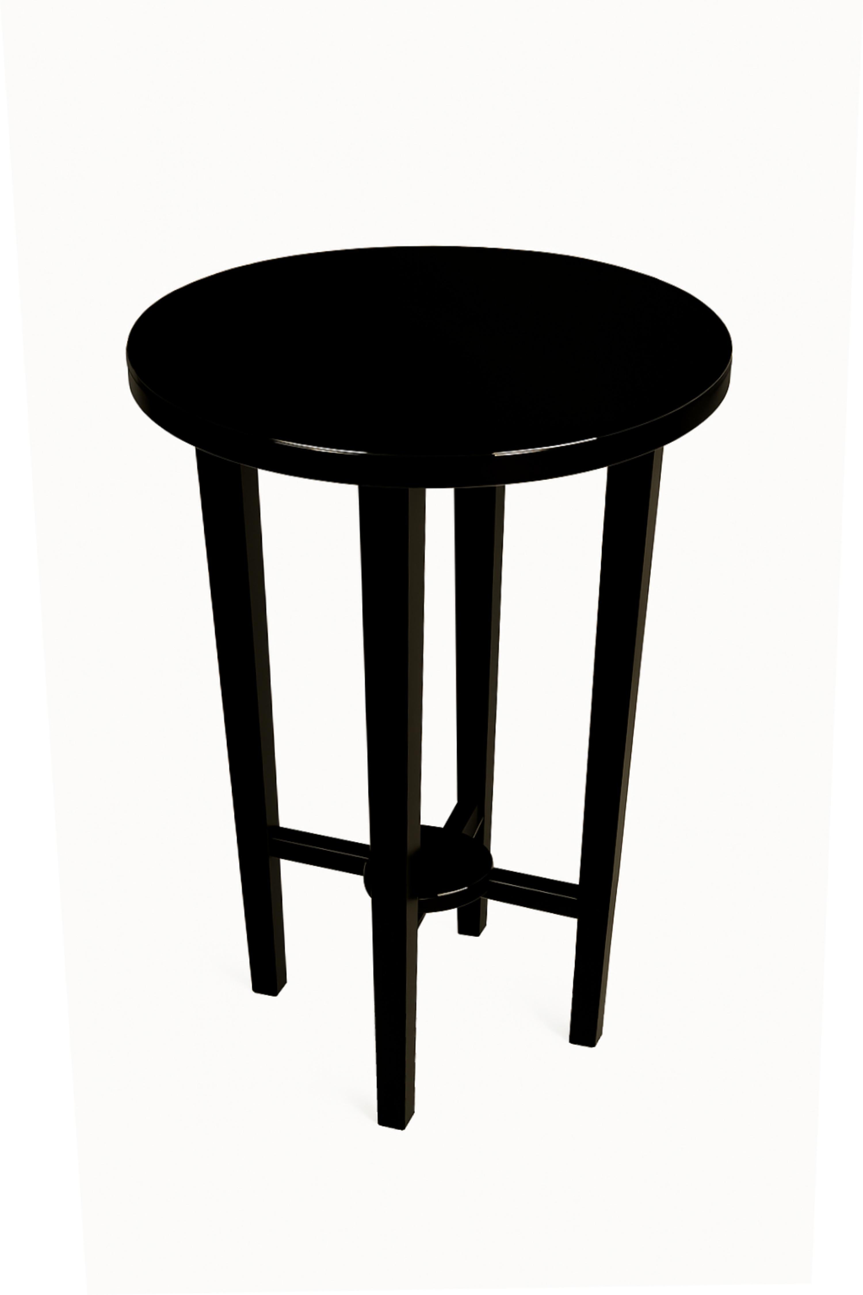 Table d'appoint Art déco en pin laqué noir, 20e siècle en vente 2