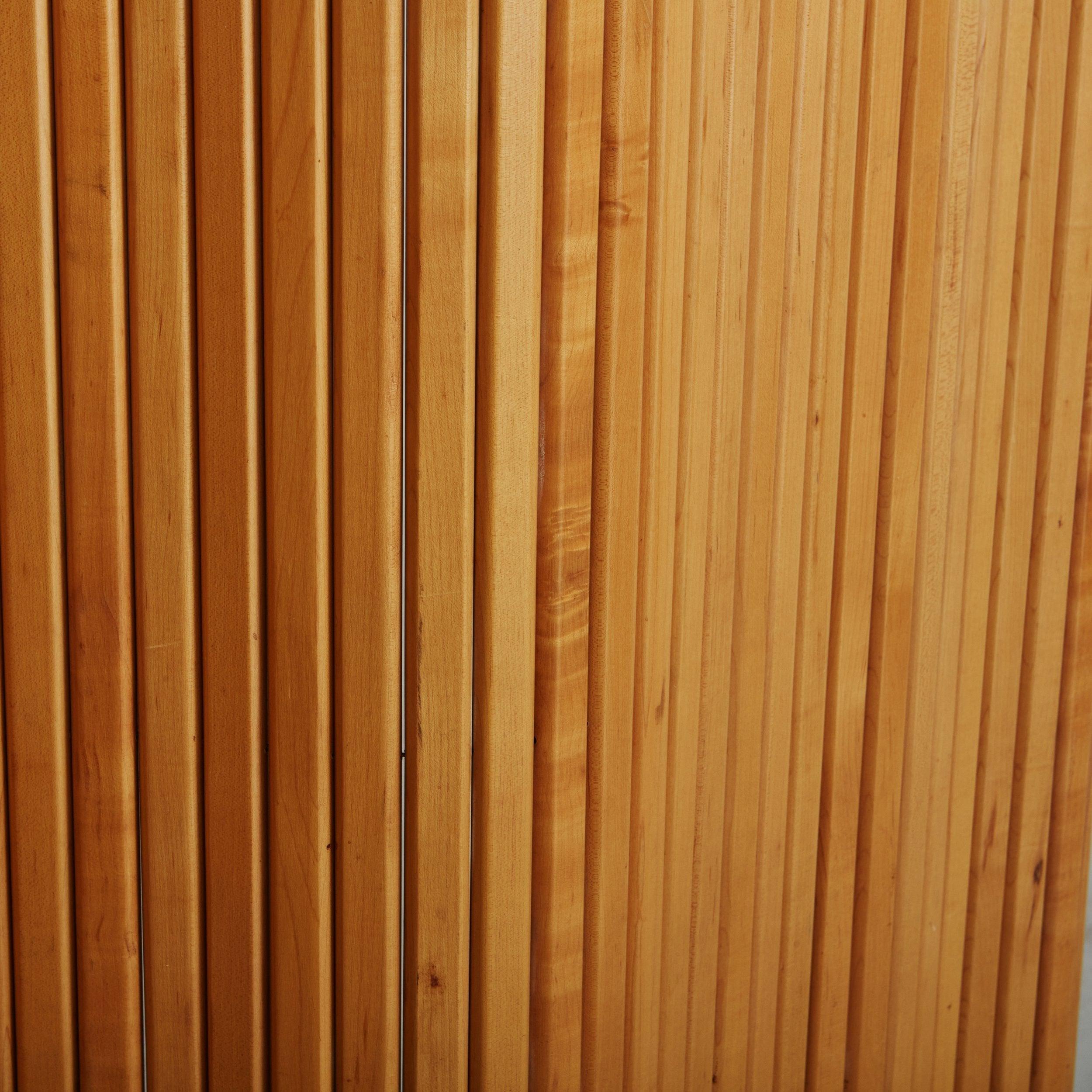 French Art Deco Pine Room Divider Attributed to Jomain Baumann, France 1930s