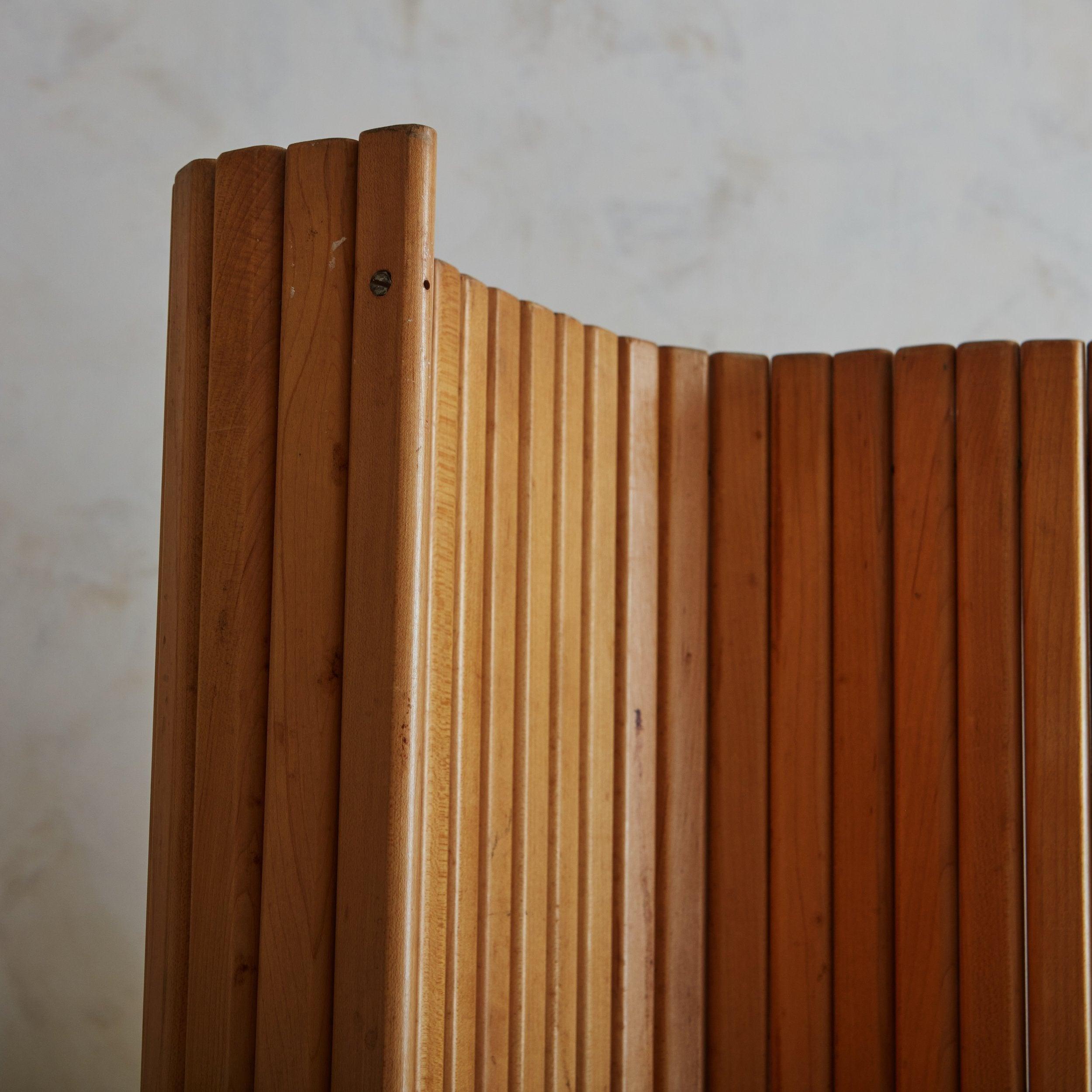 Mid-20th Century Art Deco Pine Room Divider Attributed to Jomain Baumann, France 1930s