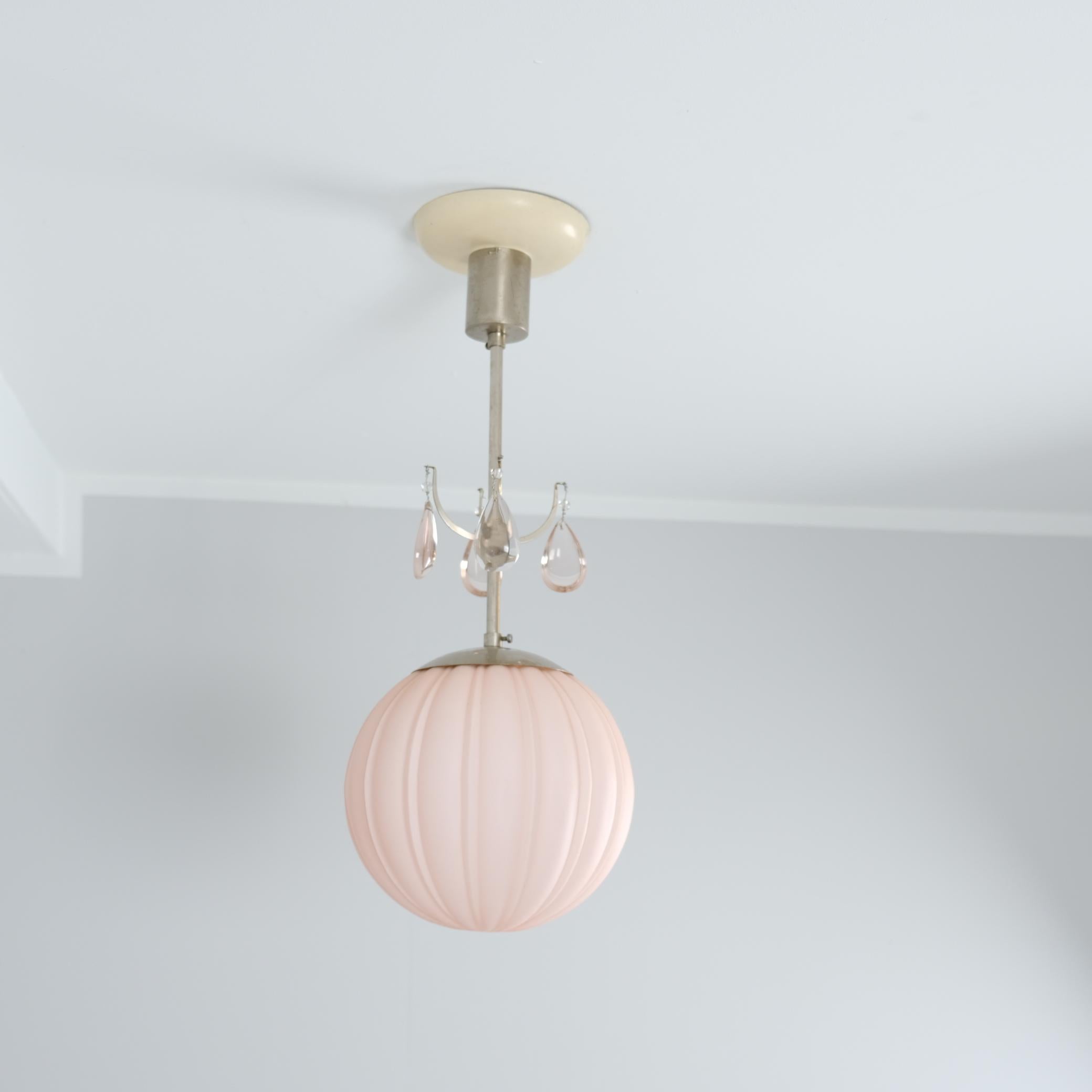 Ciondolo Art Deco Pink Ball Harald Notini 10436, Arvid Bölmarks 1930s In condizioni buone in vendita a Helsinki, FI