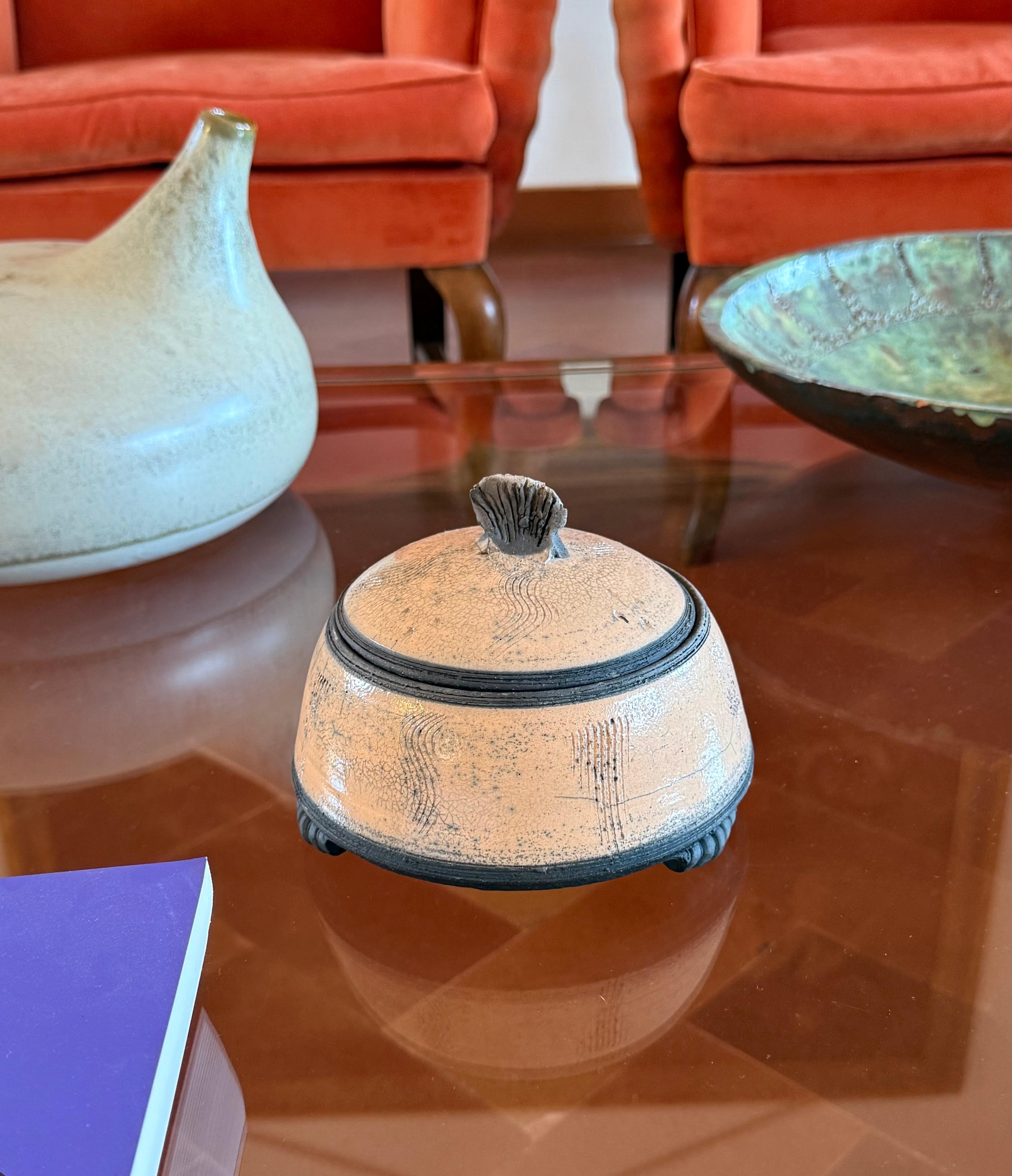 Art Deco pink ceramic box / sugar bowl, France 1940s French en venta