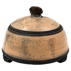 Art Deco pink ceramic box / sugar bowl, France 1940s