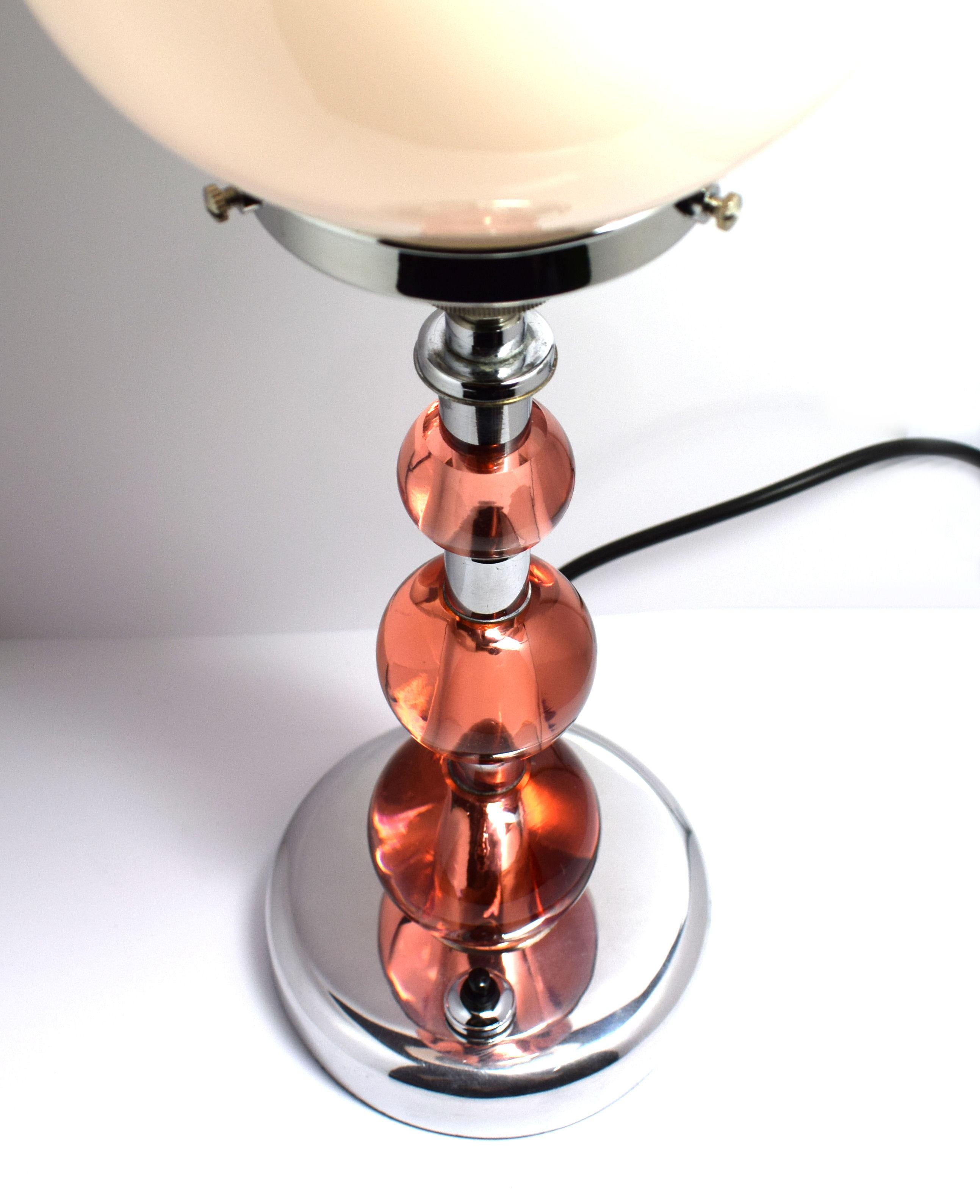 Art-Déco-Lampe aus rosa Glas und Chrom (Art déco) im Angebot