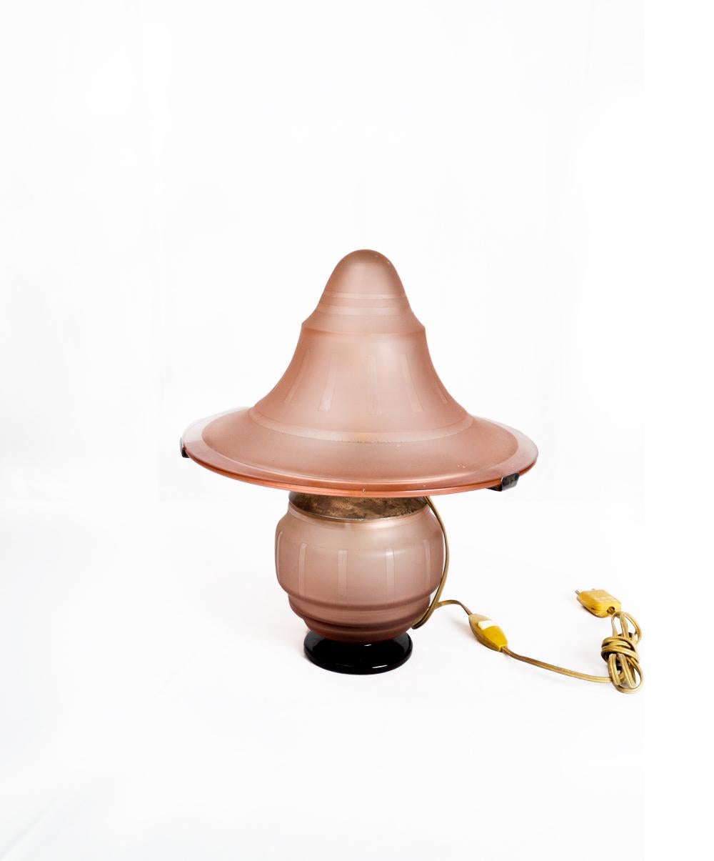 Lámpara de sobremesa Art Déco de cristal rosa con forma de seta, Francia, años 30 siglo XX en venta