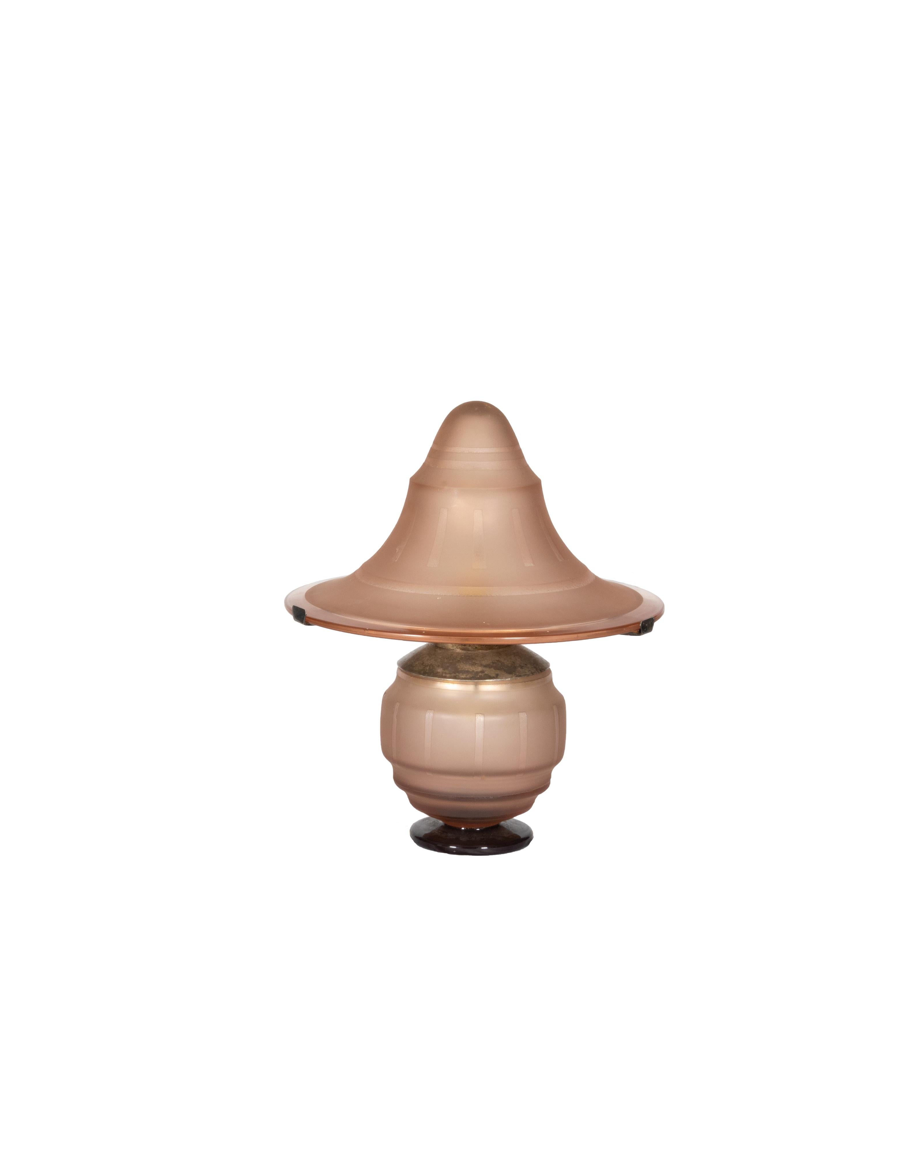 Lámpara de sobremesa Art Déco de cristal rosa con forma de seta, Francia, años 30 en venta 1