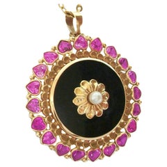 Art Deco Pink Sapphire, Onyx, Pearl & 18K Gold Pendant - France - 20th Century