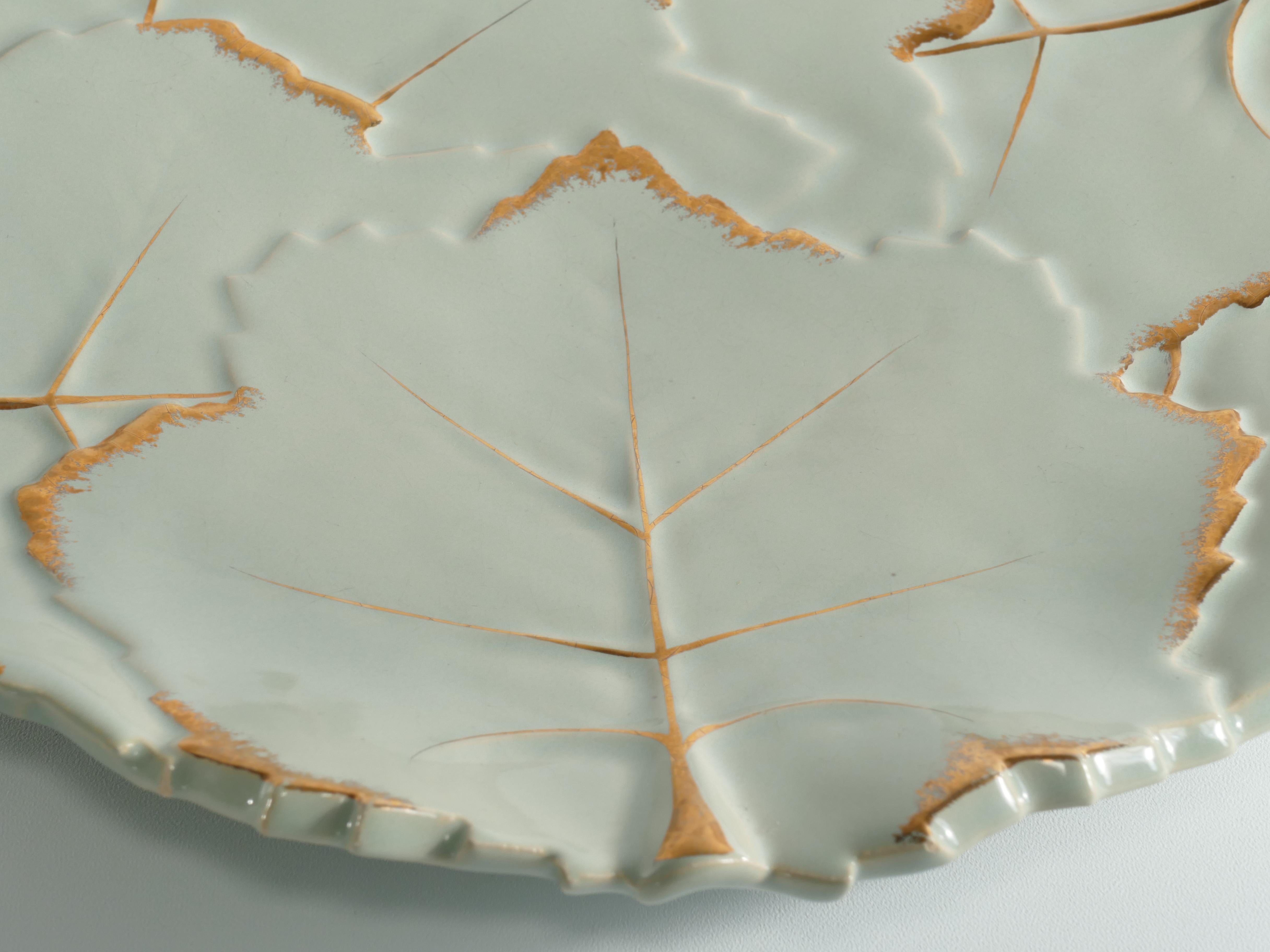 Ceramic Art Deco Pistachio and Gold Leaf Plates Viloca Paris Caffarelli  For Sale