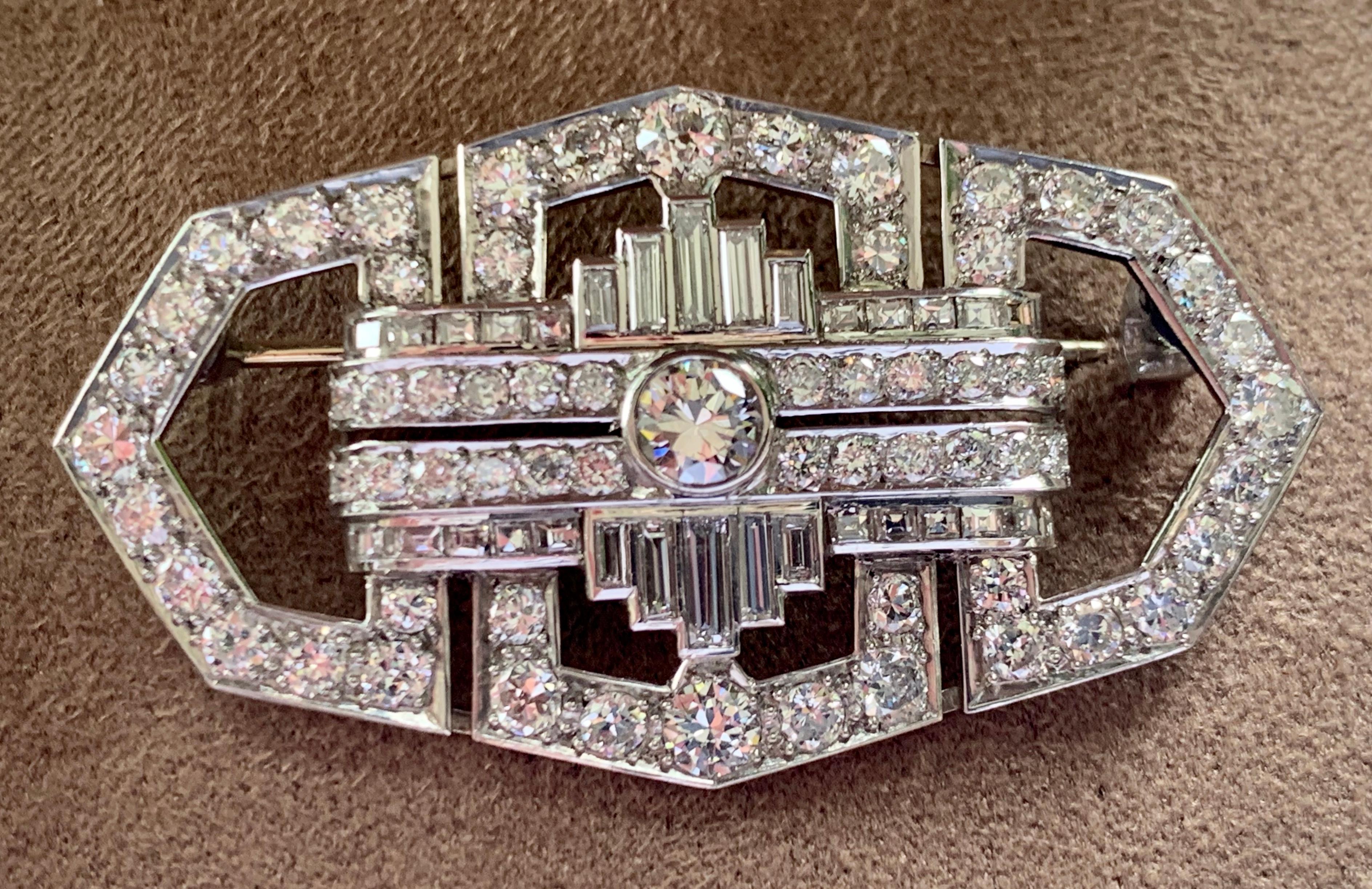 Round Cut Art Deco Plaque Brooch Diamond Platinum For Sale