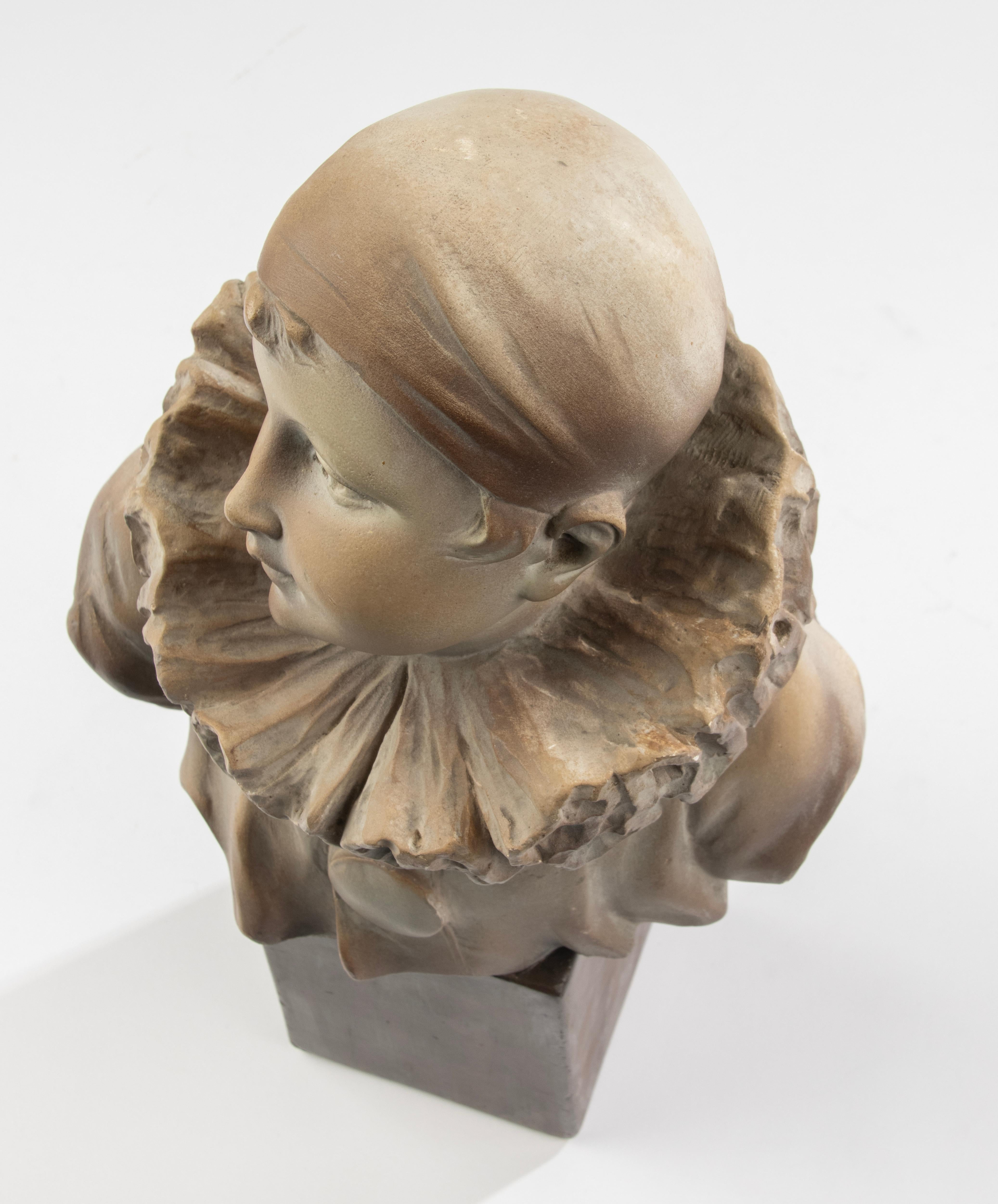 Busto in gesso di un giovane Pierrot in stile Art Déco -  Giuseppe Carli in vendita 9