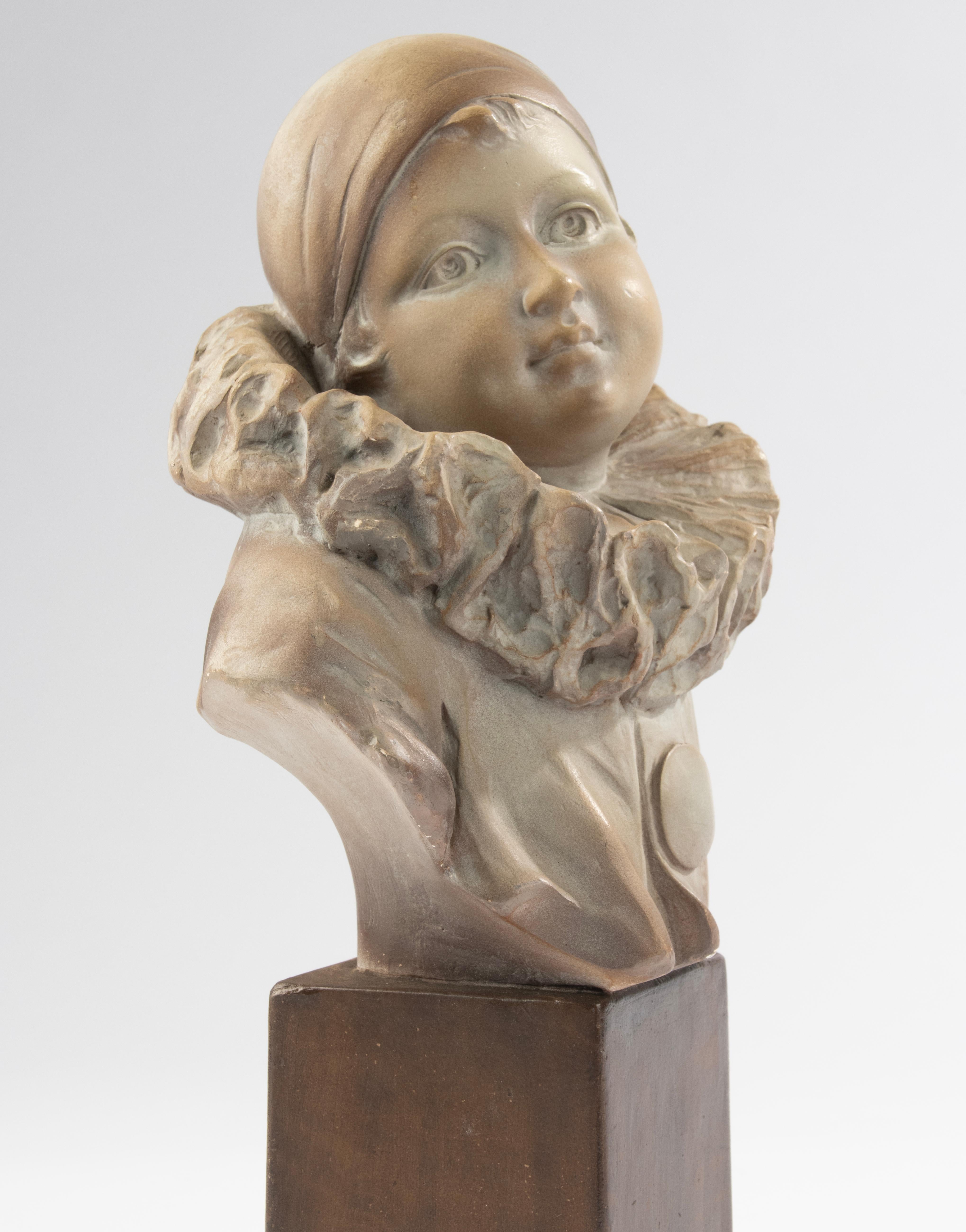 Busto in gesso di un giovane Pierrot in stile Art Déco -  Giuseppe Carli in vendita 3