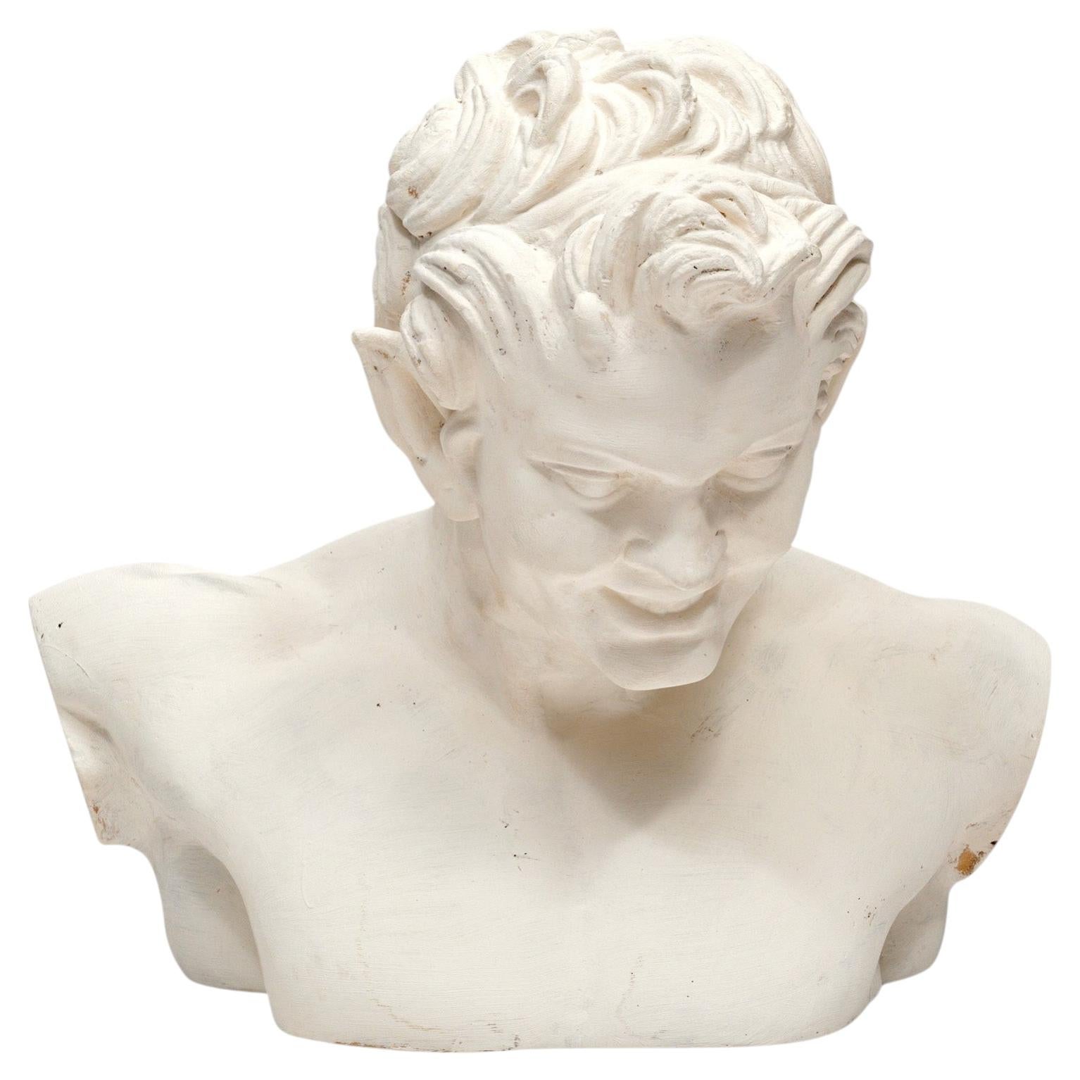 Busto di fauno in gesso Art Deco, scultura francese d'epoca del 1930 in vendita