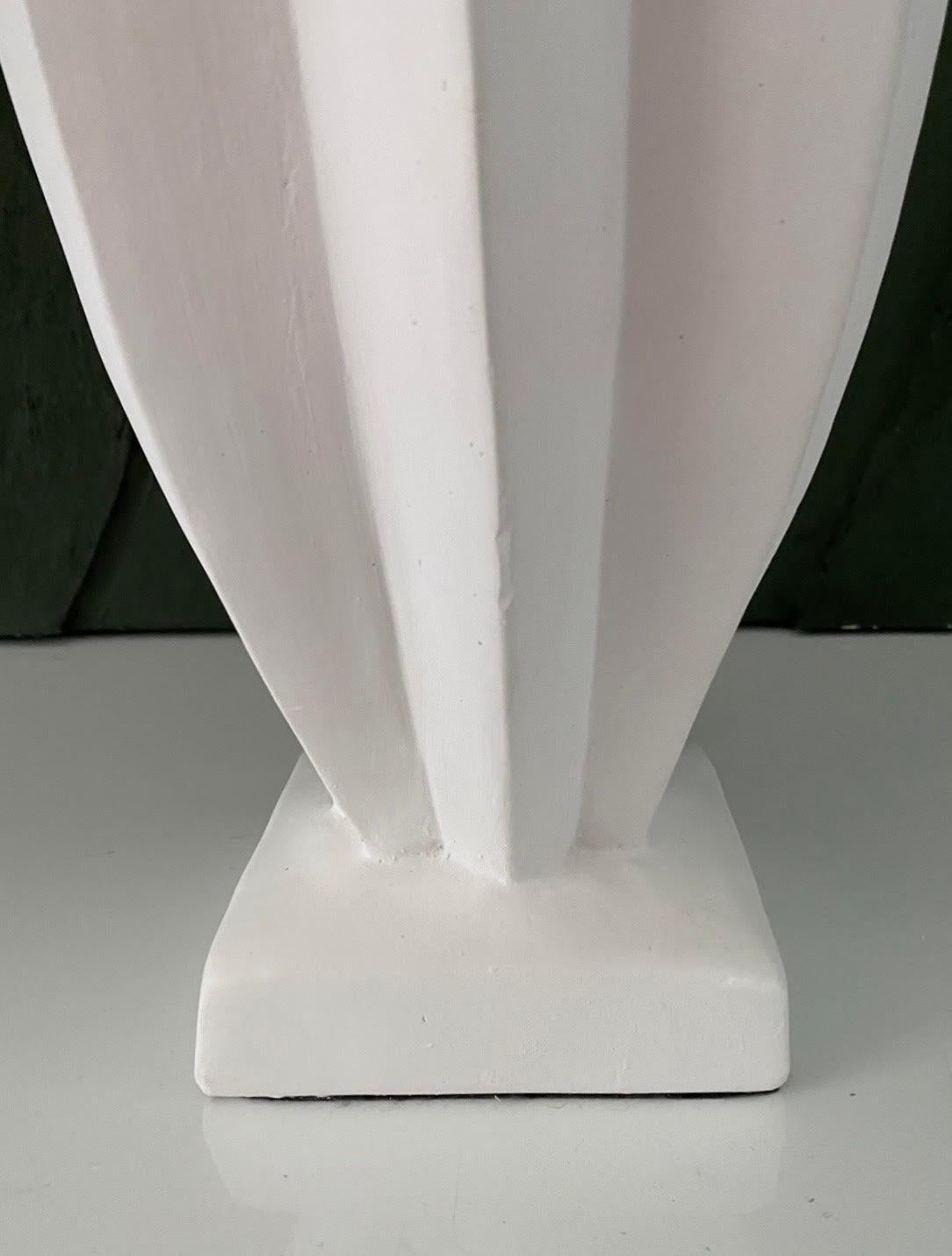 Américain Lampe en plâtre Art Déco à la manière de Jean Michel Frank en vente