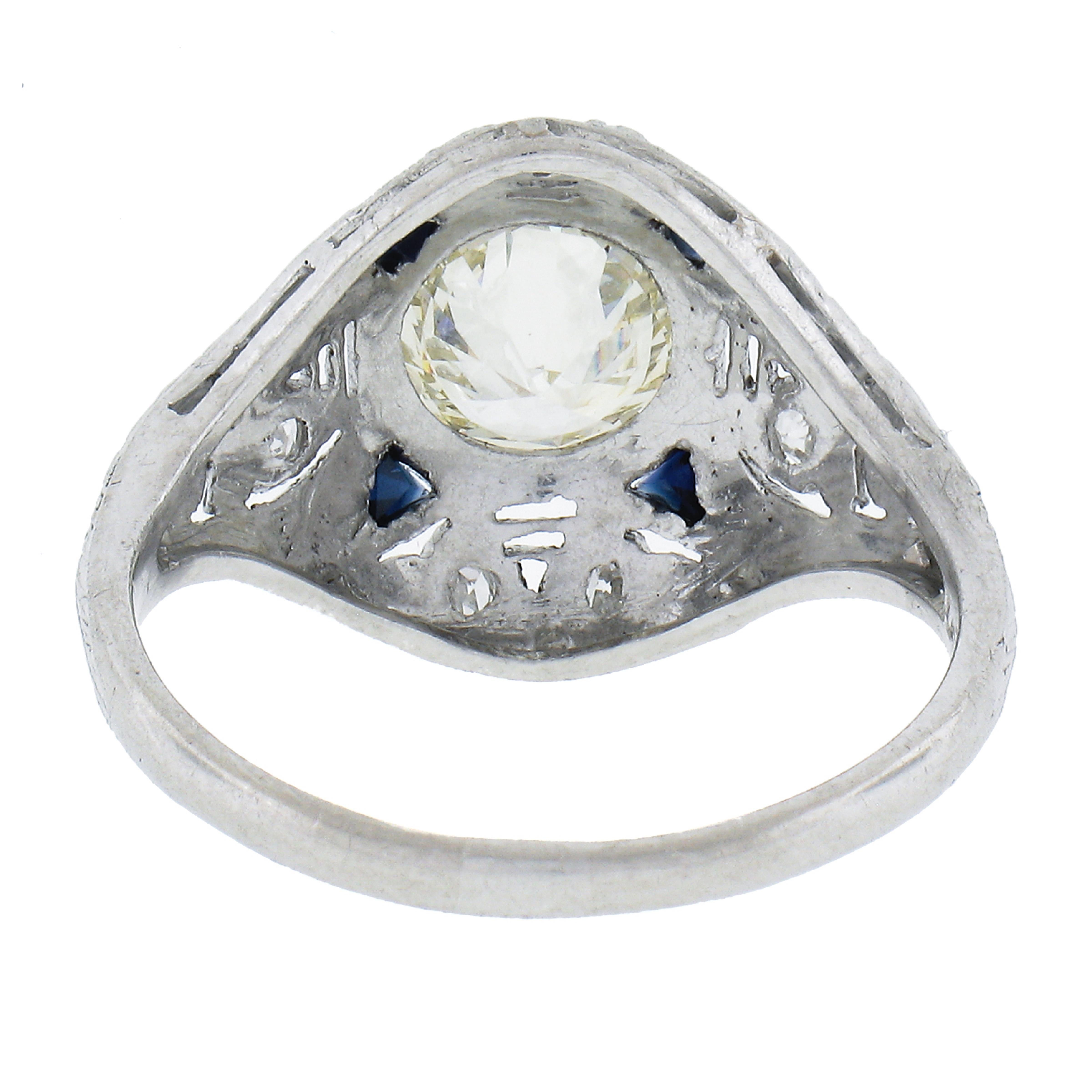Art Deco Platinum 1.10ctw Diamond & Triangular Synthetic Sapphire Cocktail Ring For Sale 2