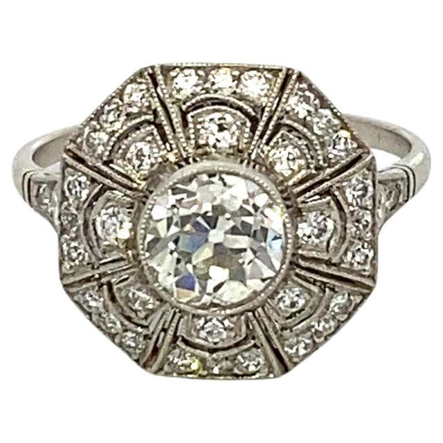18 Karat Hand Carved Art Deco Men's Ring 2 Carat White Sapphire Old ...