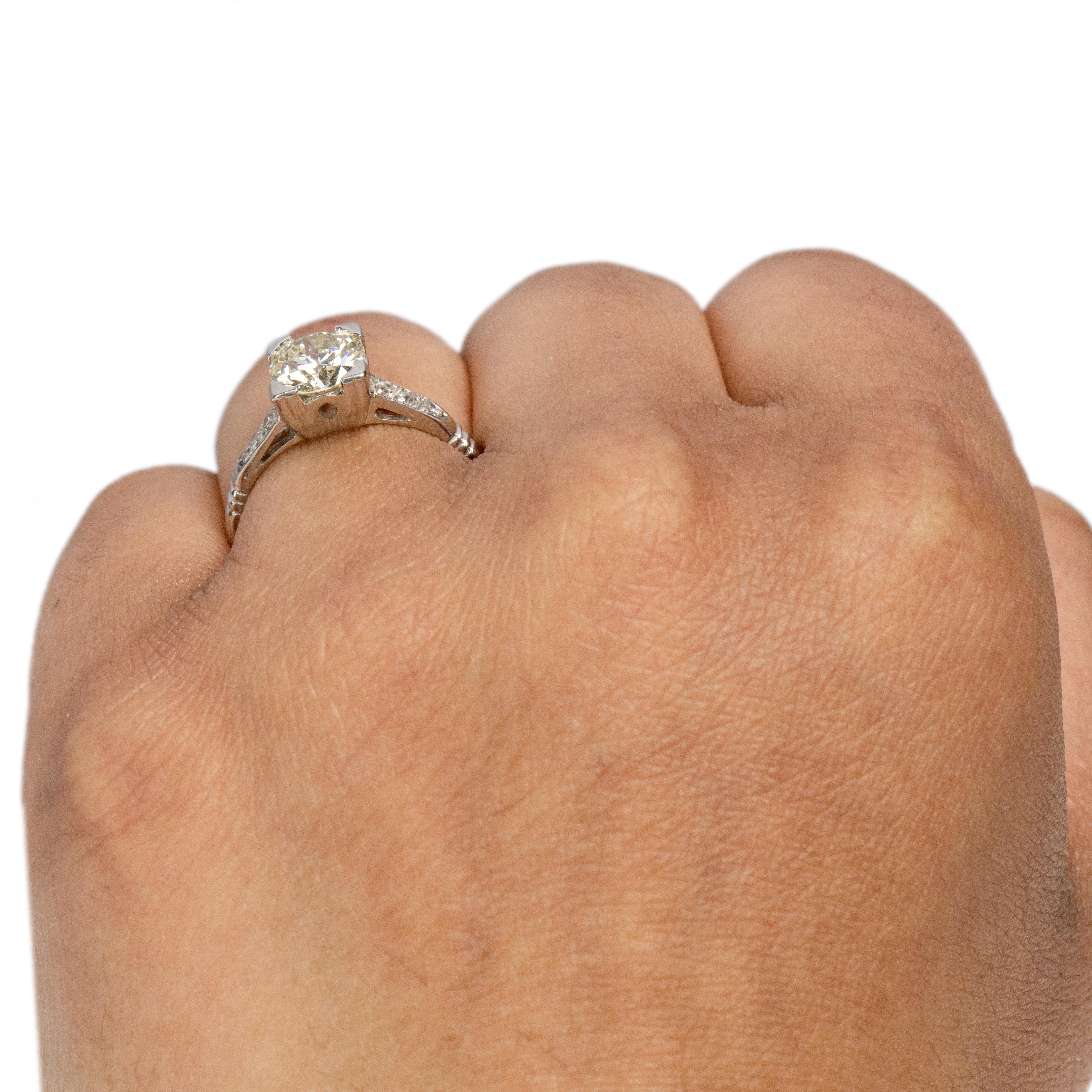 Art Deco Platinum 1.25Ct Diamond Vintage Solitaire Engagement Ring In Good Condition In Addison, TX