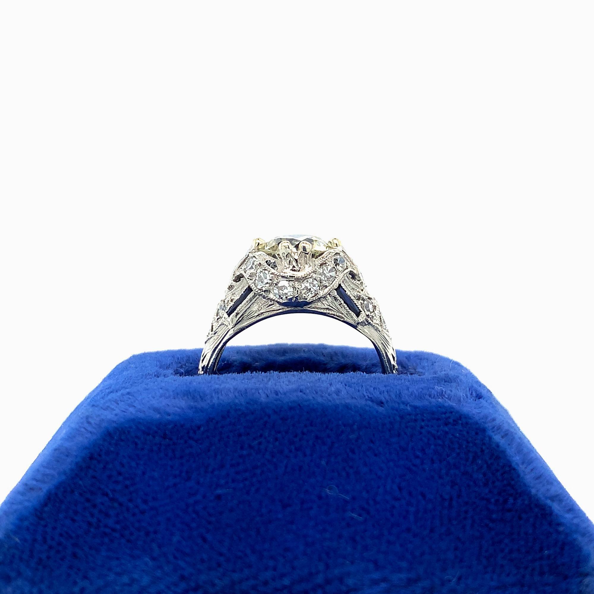 Art Deco Platinum 1.31ct Diamond Ring GIA Report In Excellent Condition For Sale In Big Bend, WI
