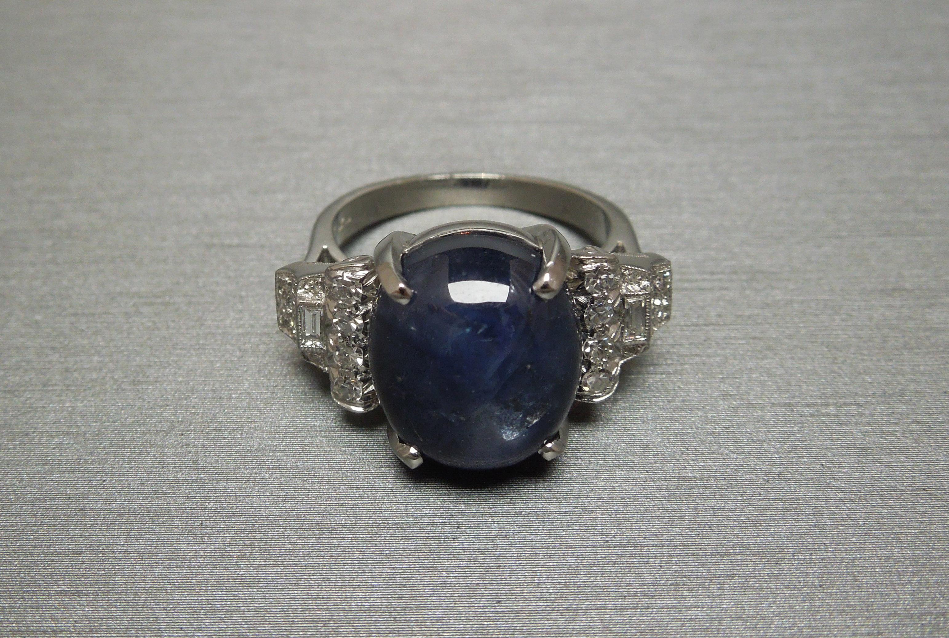 Art Deco Style 13.37 Carat Star Sapphire and Diamond Platinum Ring For Sale 4