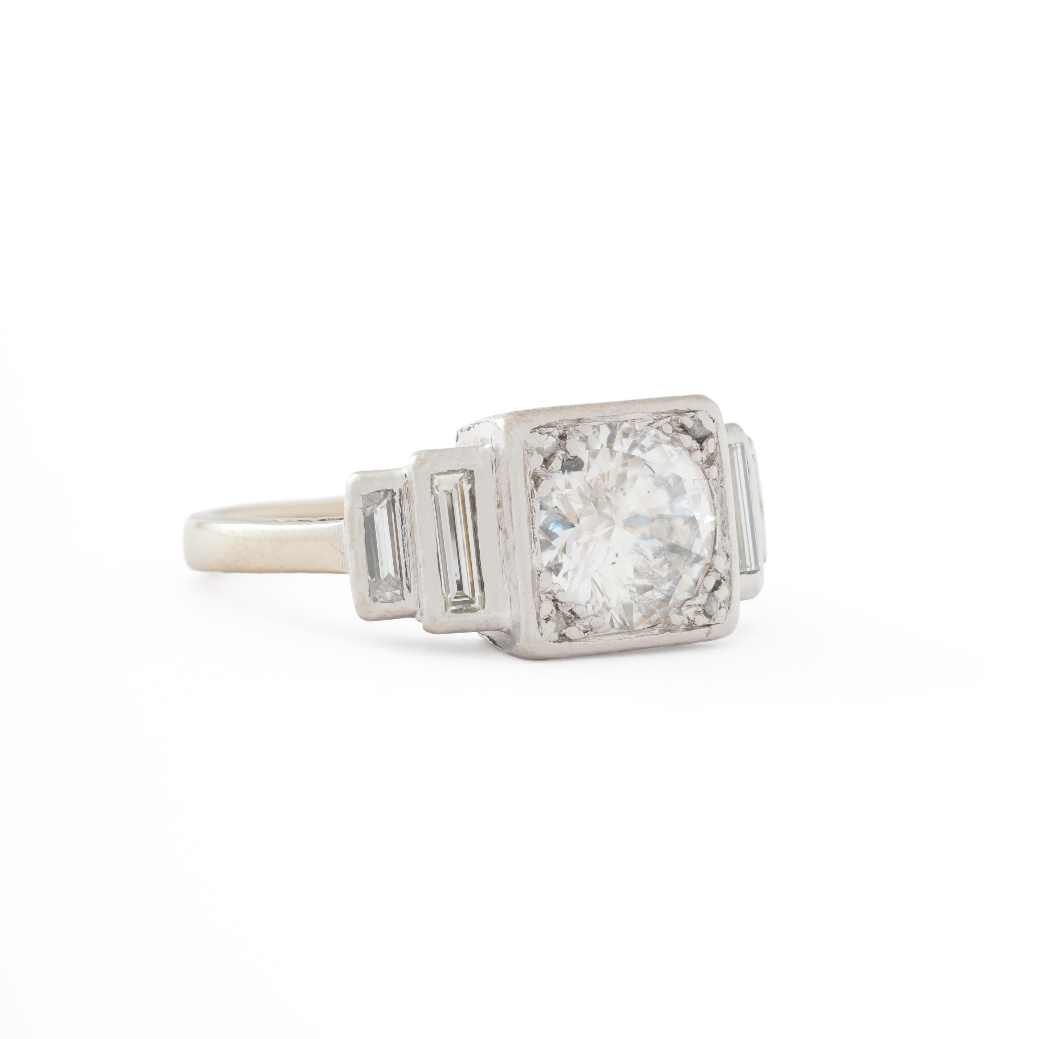 Taille vieille Europe Bague de fiançailles Art Déco en platine 1,55 carat taille européenne ancienne en vente