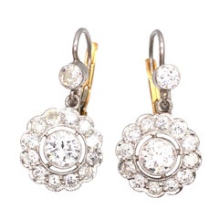 Pendientes colgantes Art Déco de platino y oro de 18 quilates con racimos de diamantes