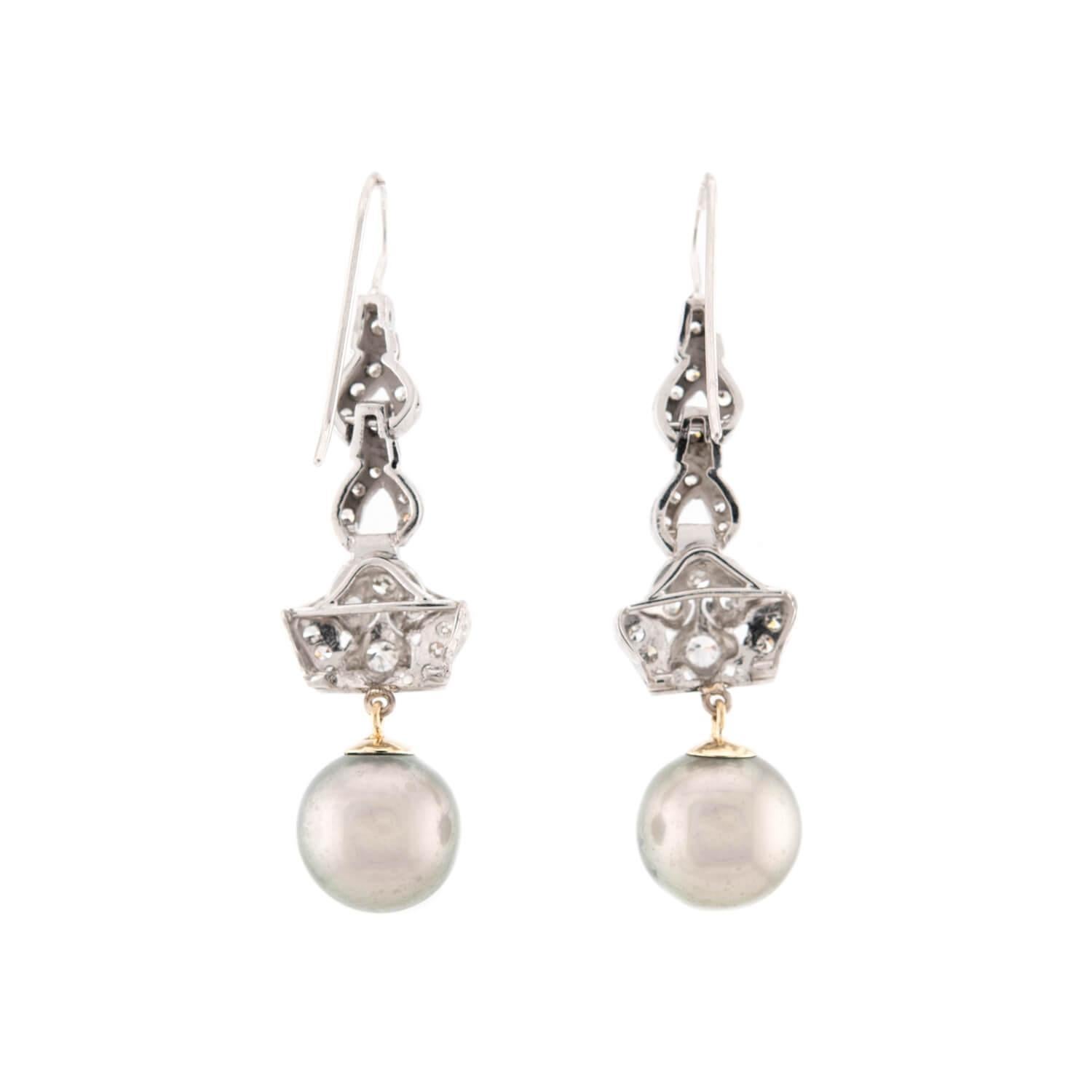 Art Déco Orecchini Art Deco in platino/18 ct con diamanti e perle in vendita