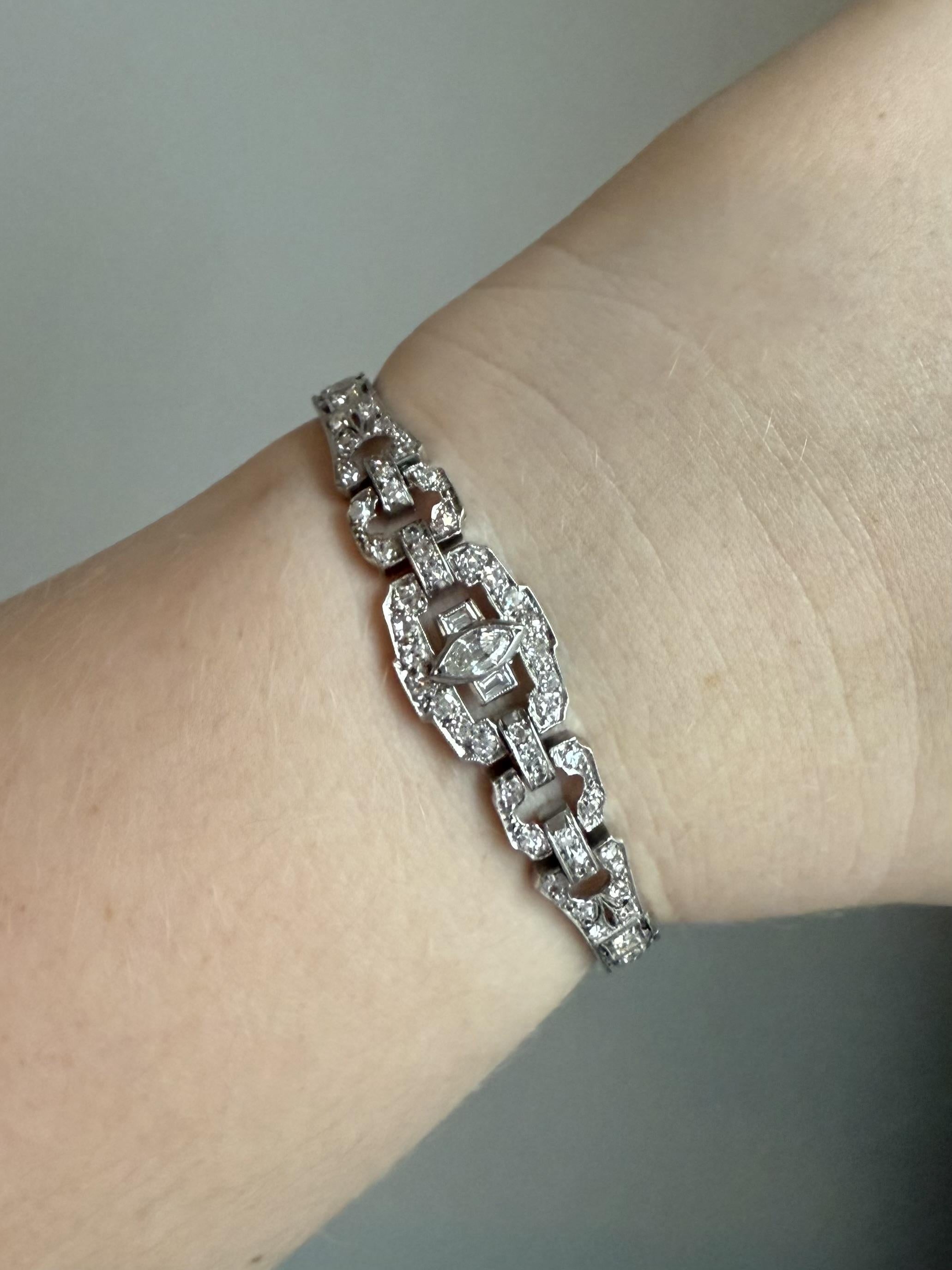Mixed Cut Art Deco Platinum 2.8 Carat Diamond Bracelet For Sale