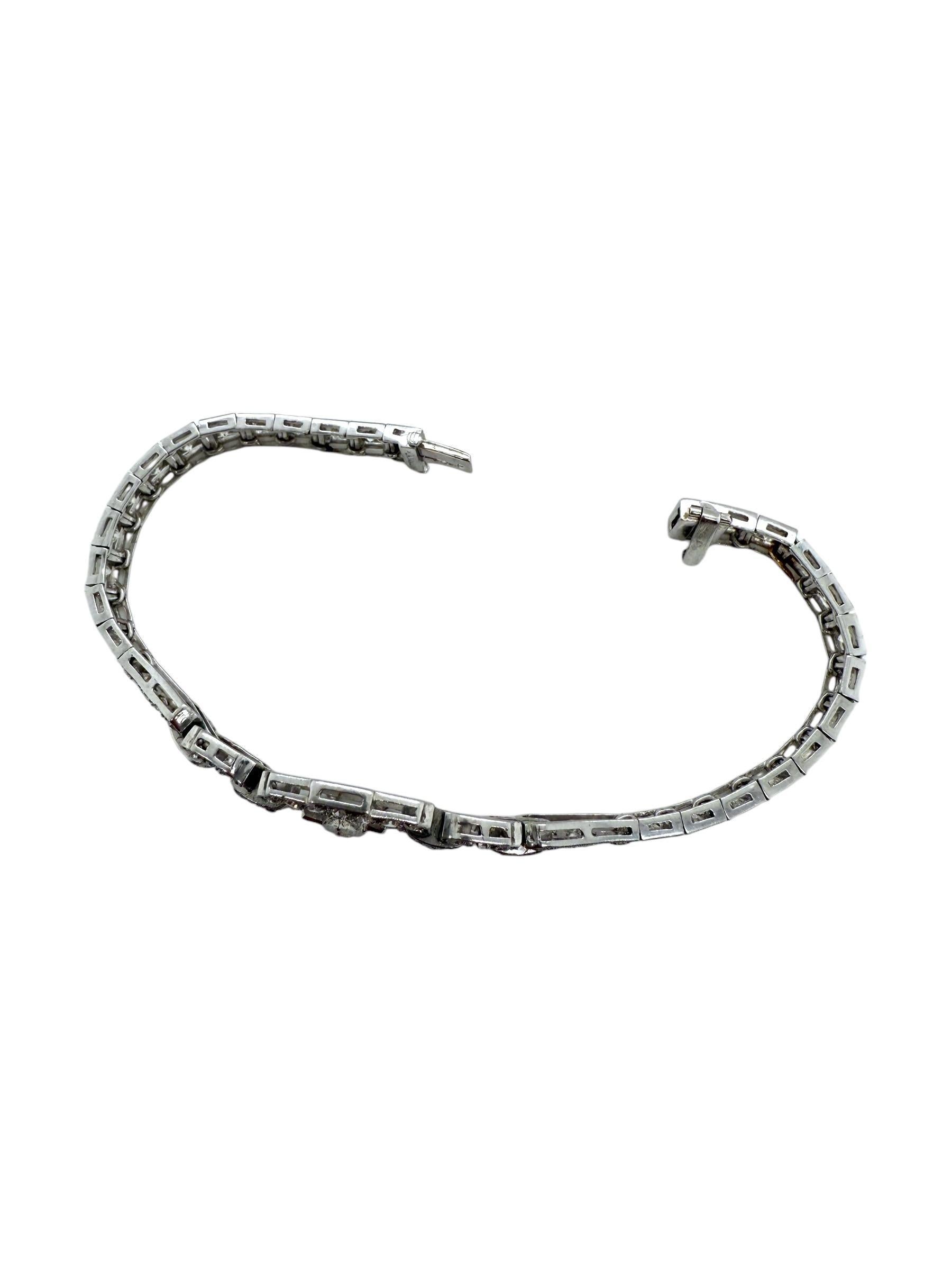 Art Deco Platinum 2.8 Carat Diamond Bracelet For Sale 4