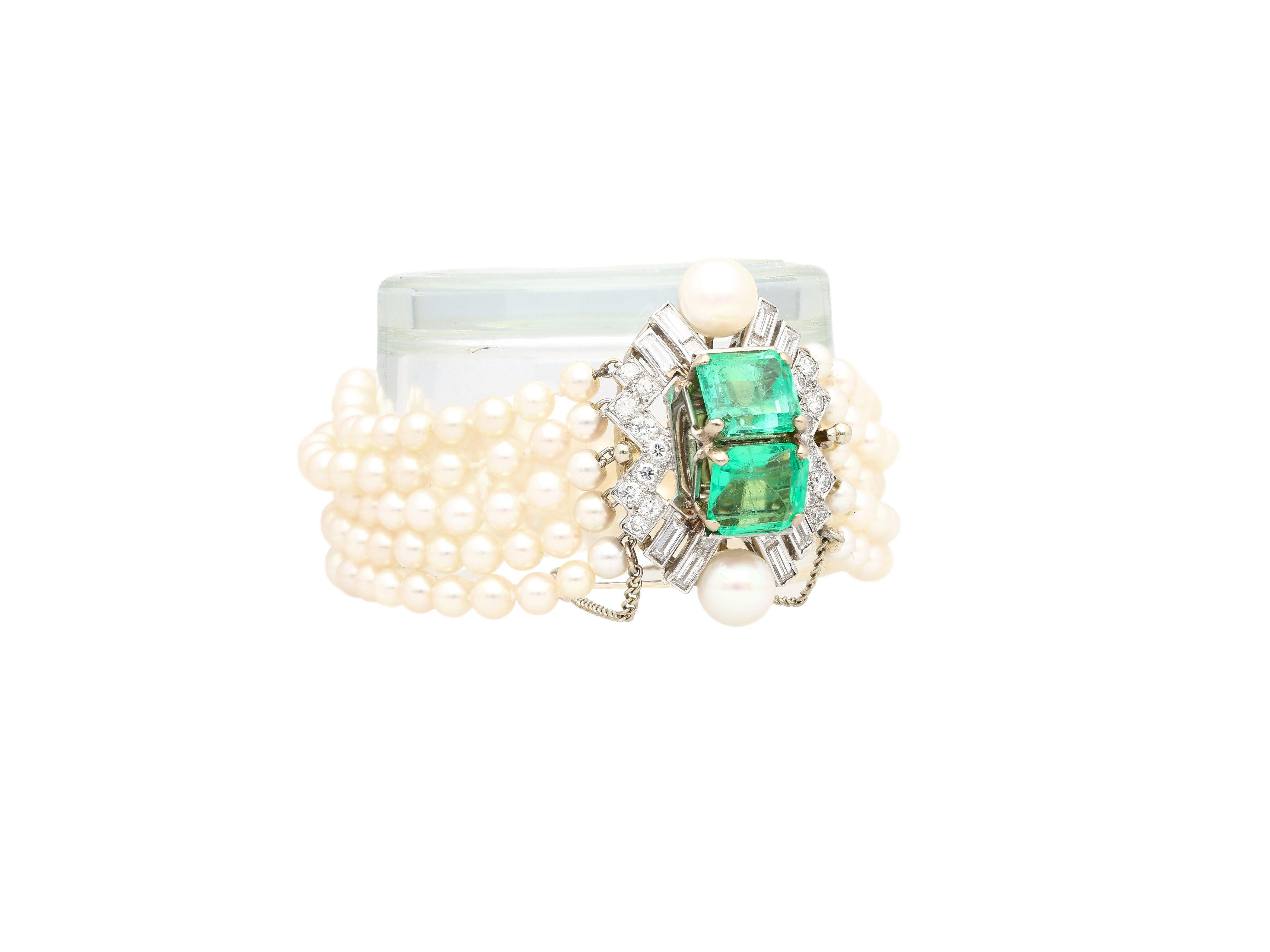 Art Deco Platinum 5-Row Pearl Bracelet with 8 Ctw in Emeralds and Diamonds For Sale 1