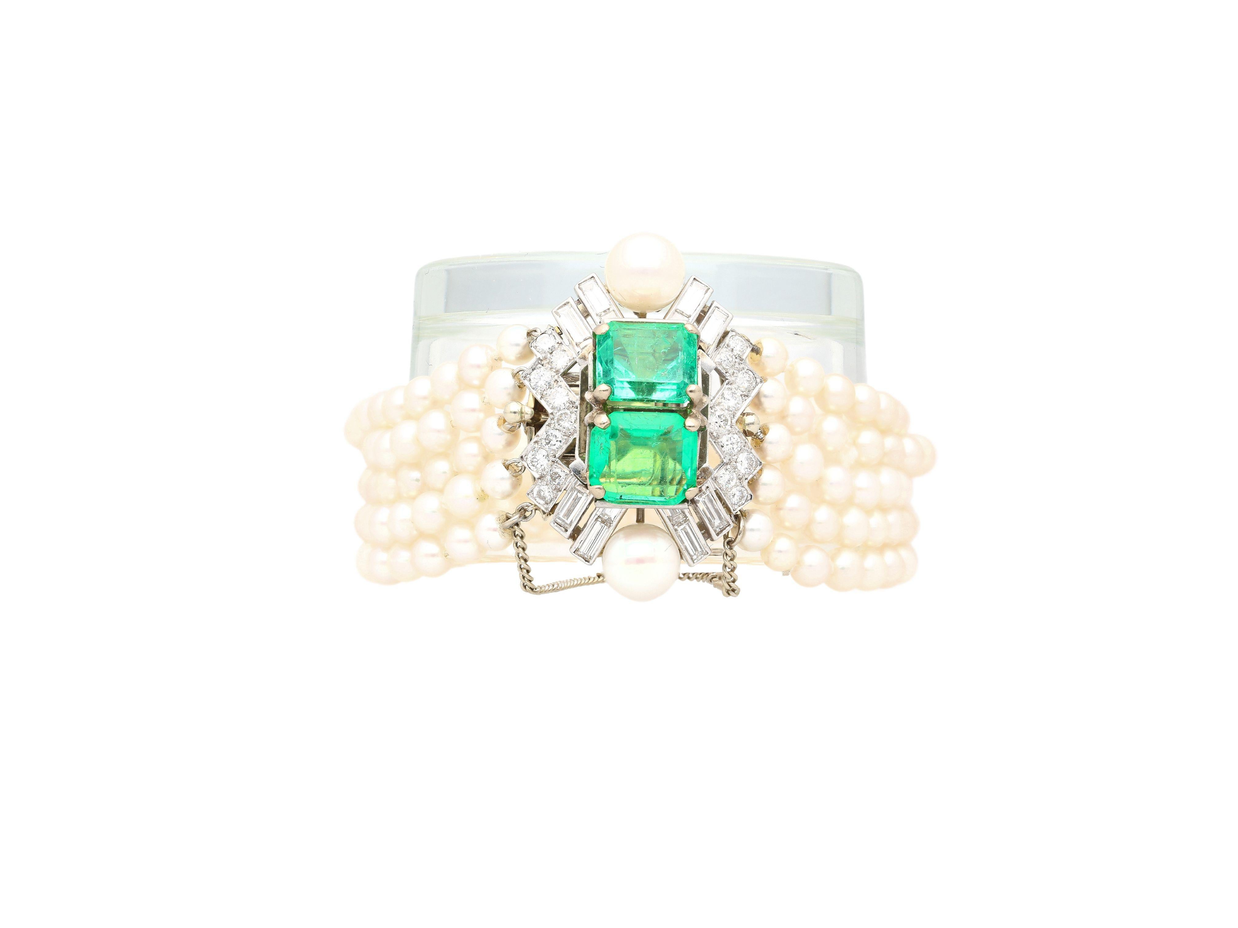 Art Deco Platinum 5-Row Pearl Bracelet with 8 Ctw in Emeralds and Diamonds For Sale 2