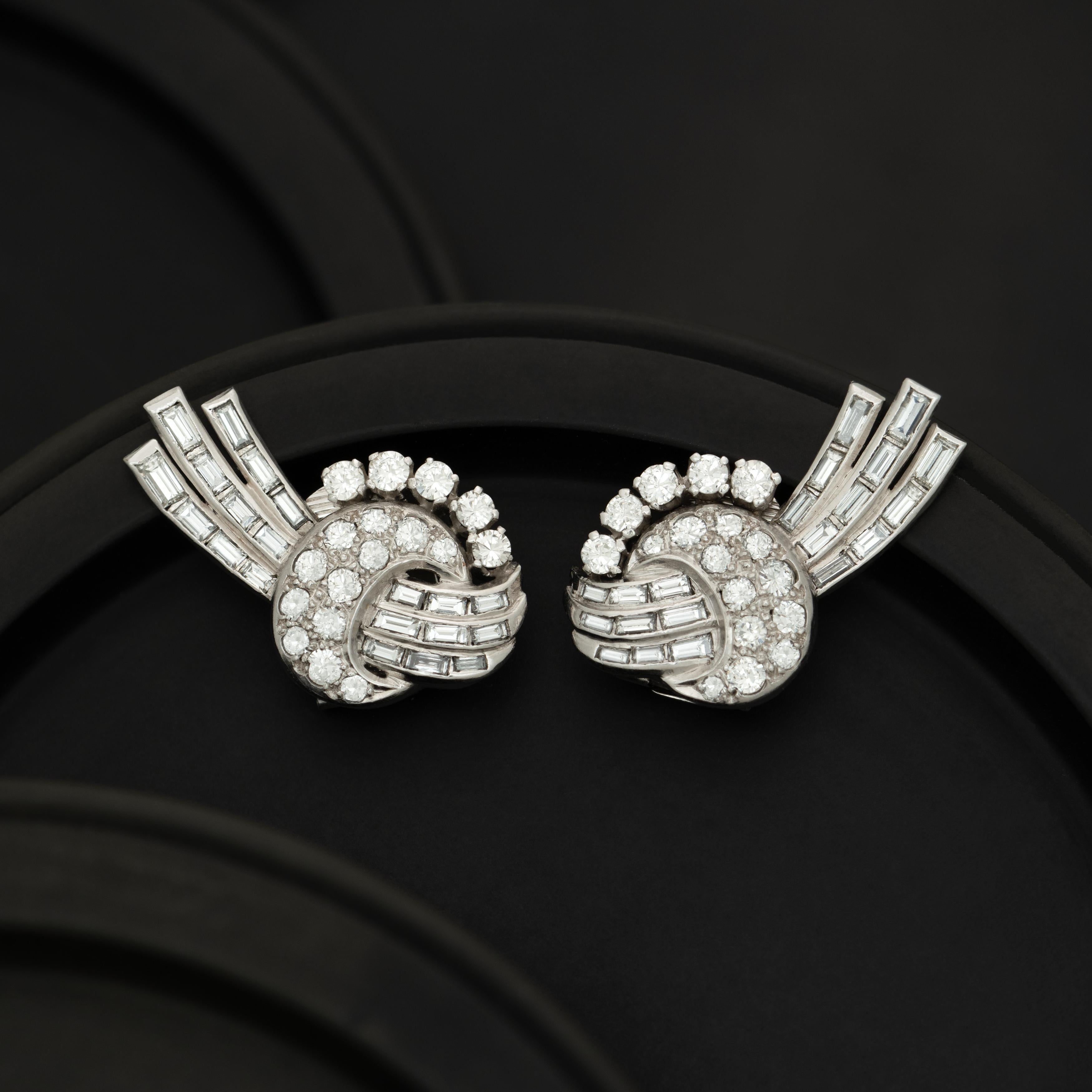Art Deco Platinum 5.0 Carat Mixed Cut Diamond Comet Earrings, circa 1920s 1