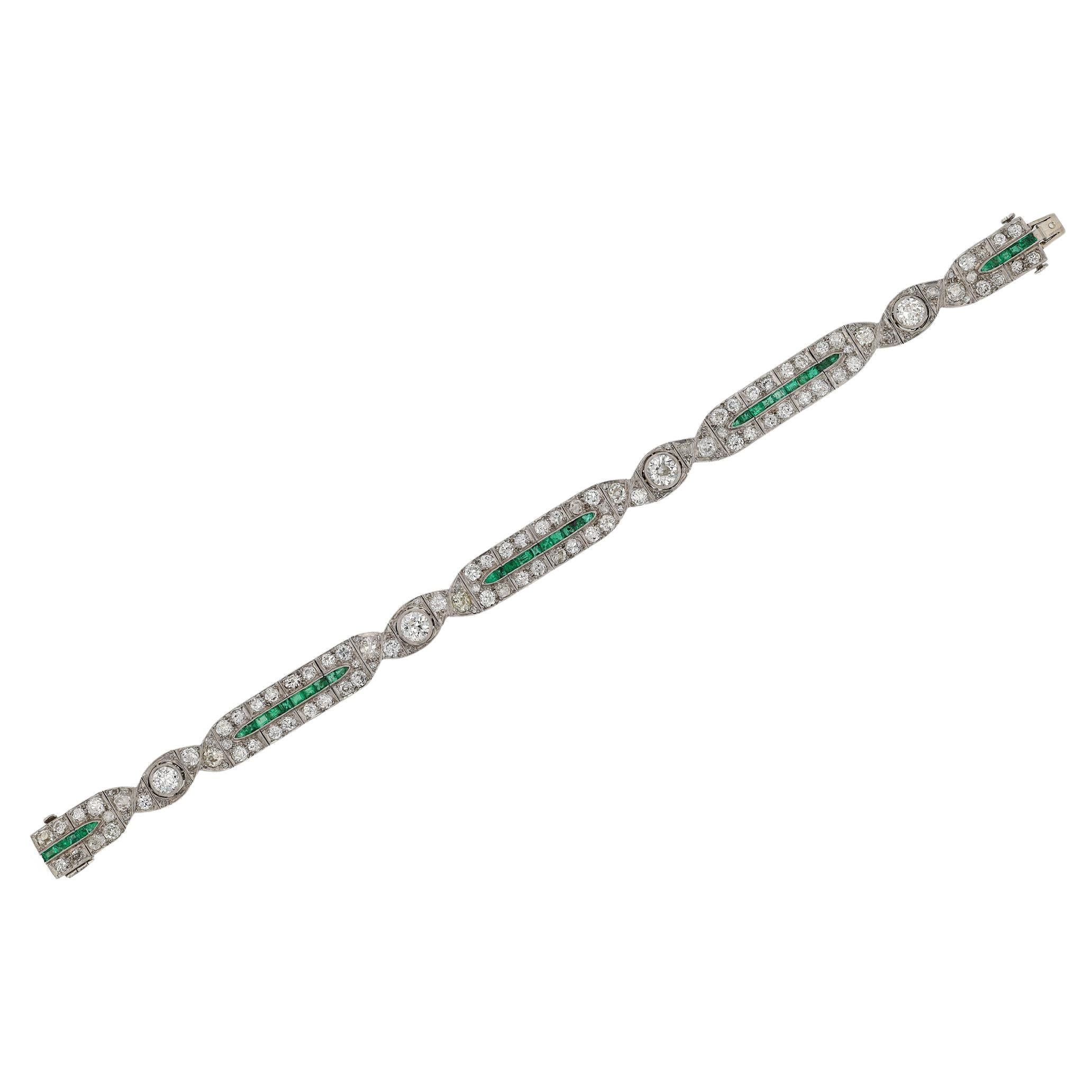 Art Deco Platinum, 6 Carat Diamond and Calibré Emerald Bracelet For Sale