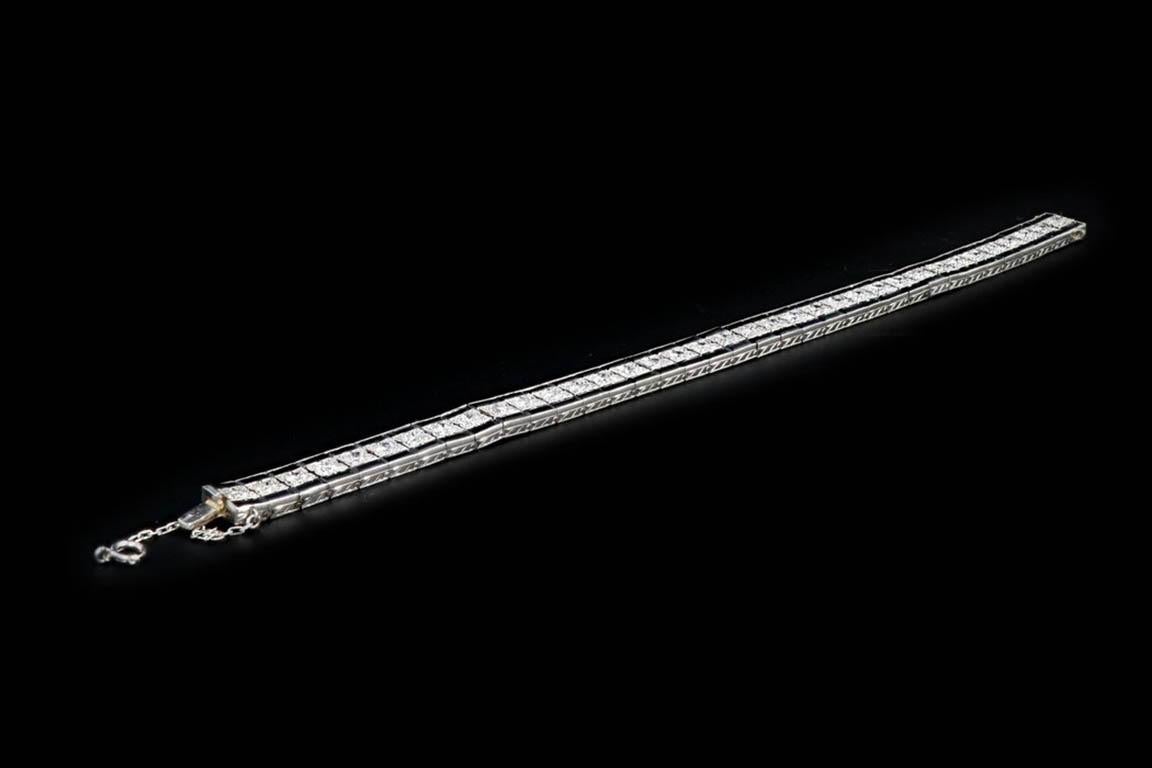 Baguette Cut Art Deco Platinum 6 CTS Sapphire and 4.5 CTS Old European Cut Diamond Bracelet