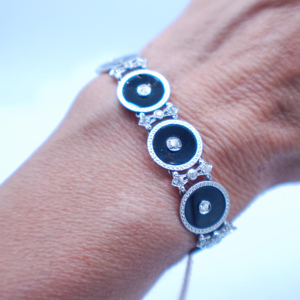 Art Deco Stil Platin 18 Karat europäischer Diamant Schwarzes Onyx-Armband 1,50 Karat (Rundschliff)