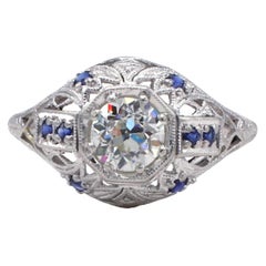 Anello di fidanzamento Art Deco in platino da 0,81 carati con diamanti e zaffiri di vecchio taglio europeo