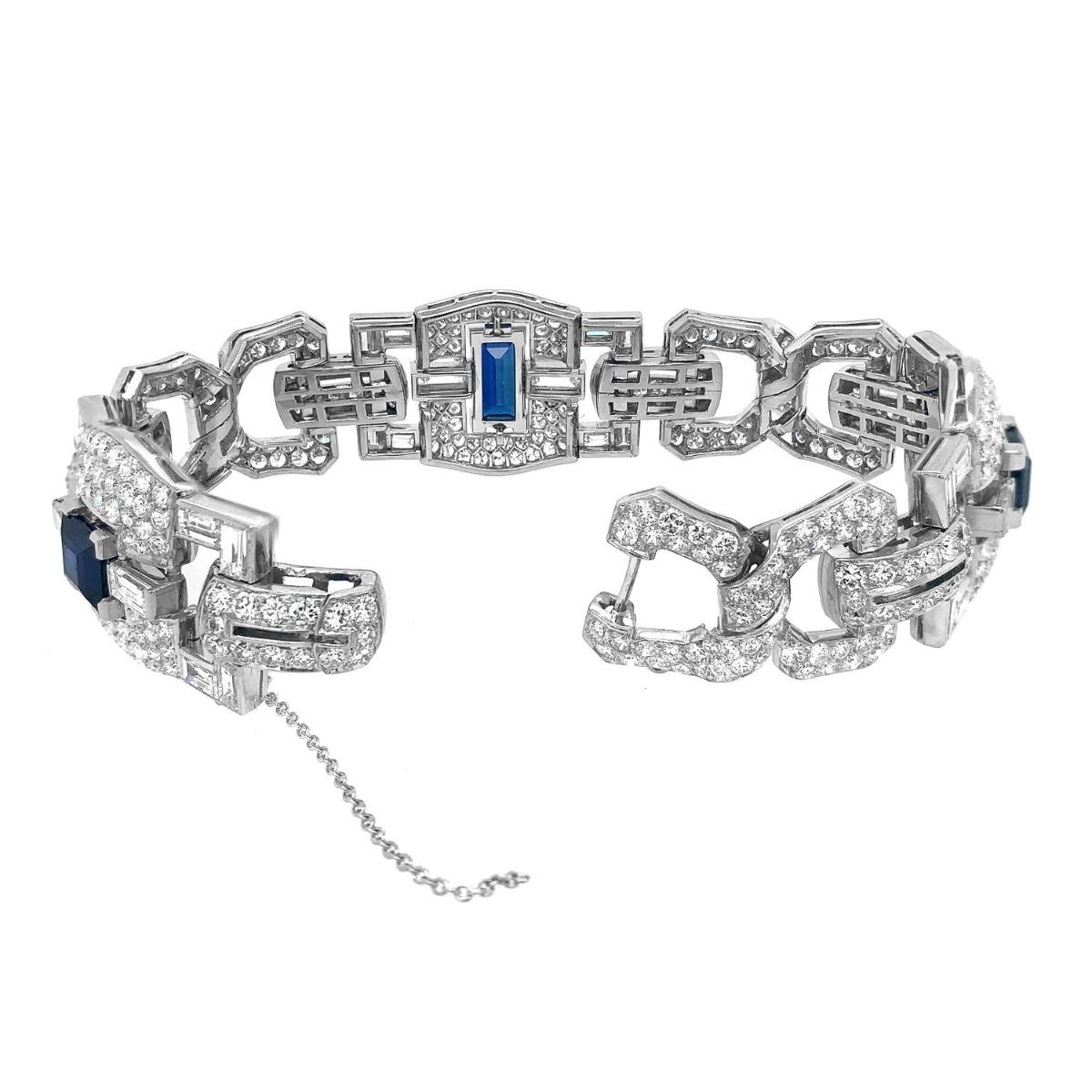 Art Deco Platinum 8 Carat Sapphire 25 Carat Diamond Bracelet In Excellent Condition For Sale In New York, NY