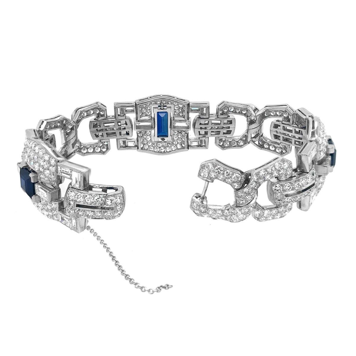 Art Deco Platinum 8 Carat Sapphire 25 Carat Diamond Bracelet In Excellent Condition For Sale In New York, NY