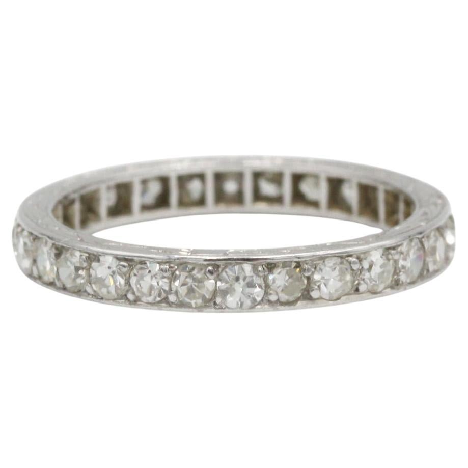 Art Deco Platin 950⁄‰ Ewigkeitsring mit 21 Diamanten im Brillantschliff