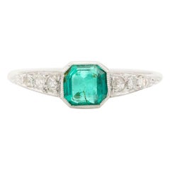 Art Deco Platinum and 1.0 Carat Colombian Emerald and Diamond Ring, circa 1925