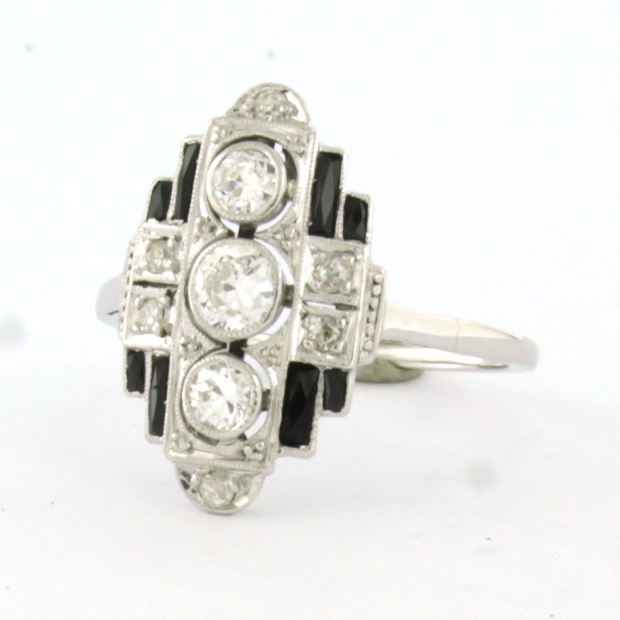 Donna ART DECO Anello in platino e oro bianco 14k con onice e diamanti taglio vecchia miniera in vendita