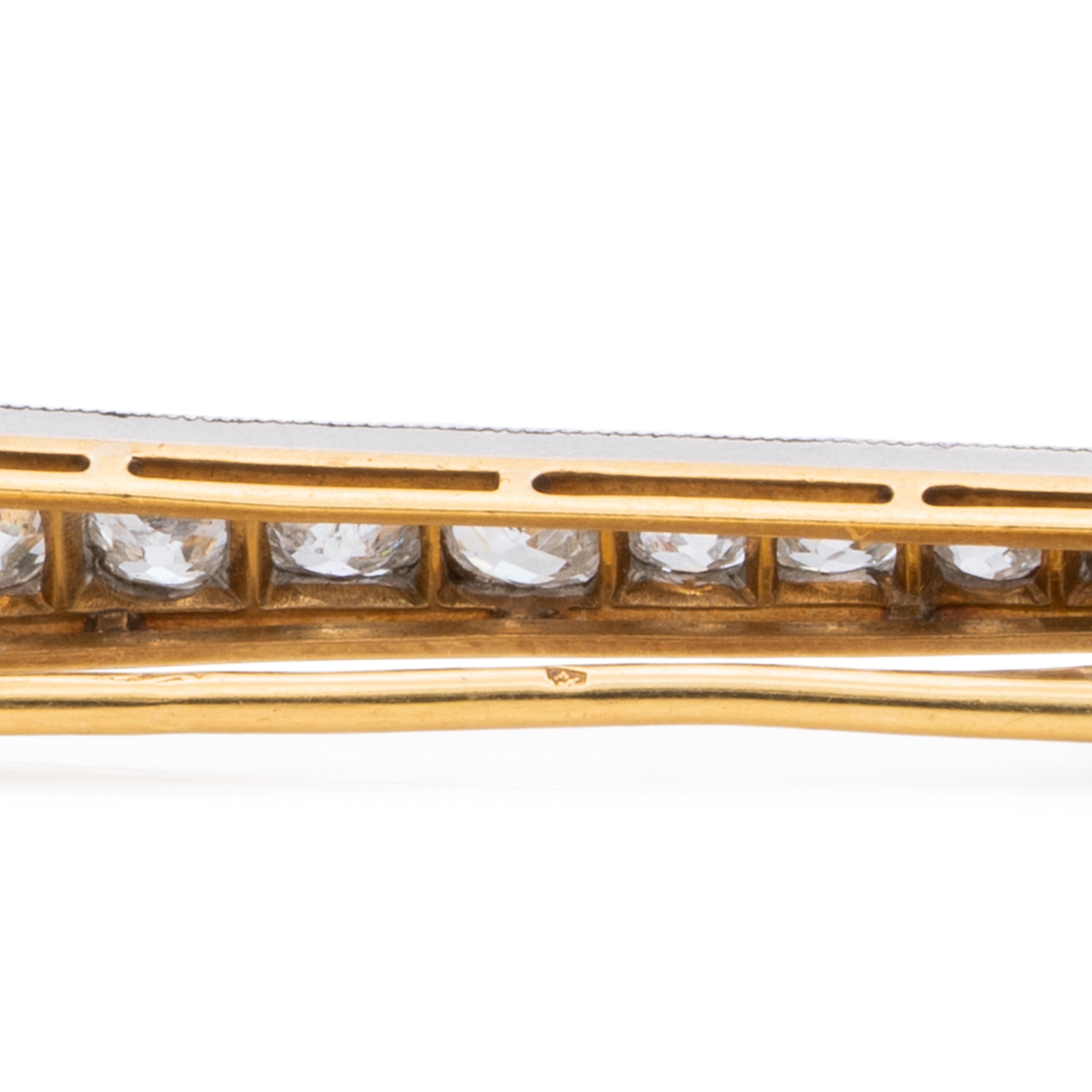 Broche Art déco en platine et or jaune 18 carats avec diamants européens anciens de 3,20 carats en vente 3