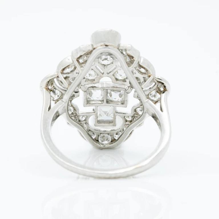 Art Deco Platinum and 3.50 Carat Old European and French Cut Diamond Ring In Excellent Condition For Sale In New York, NY