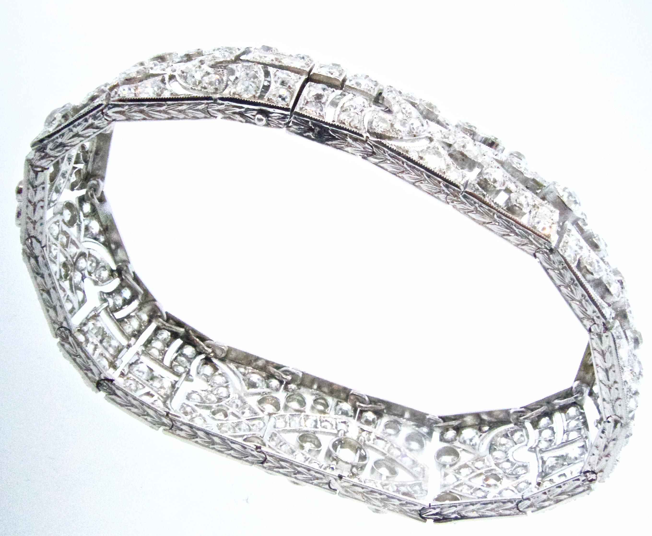 Art Deco Platinum and Diamond Bracelet, circa 1930 5