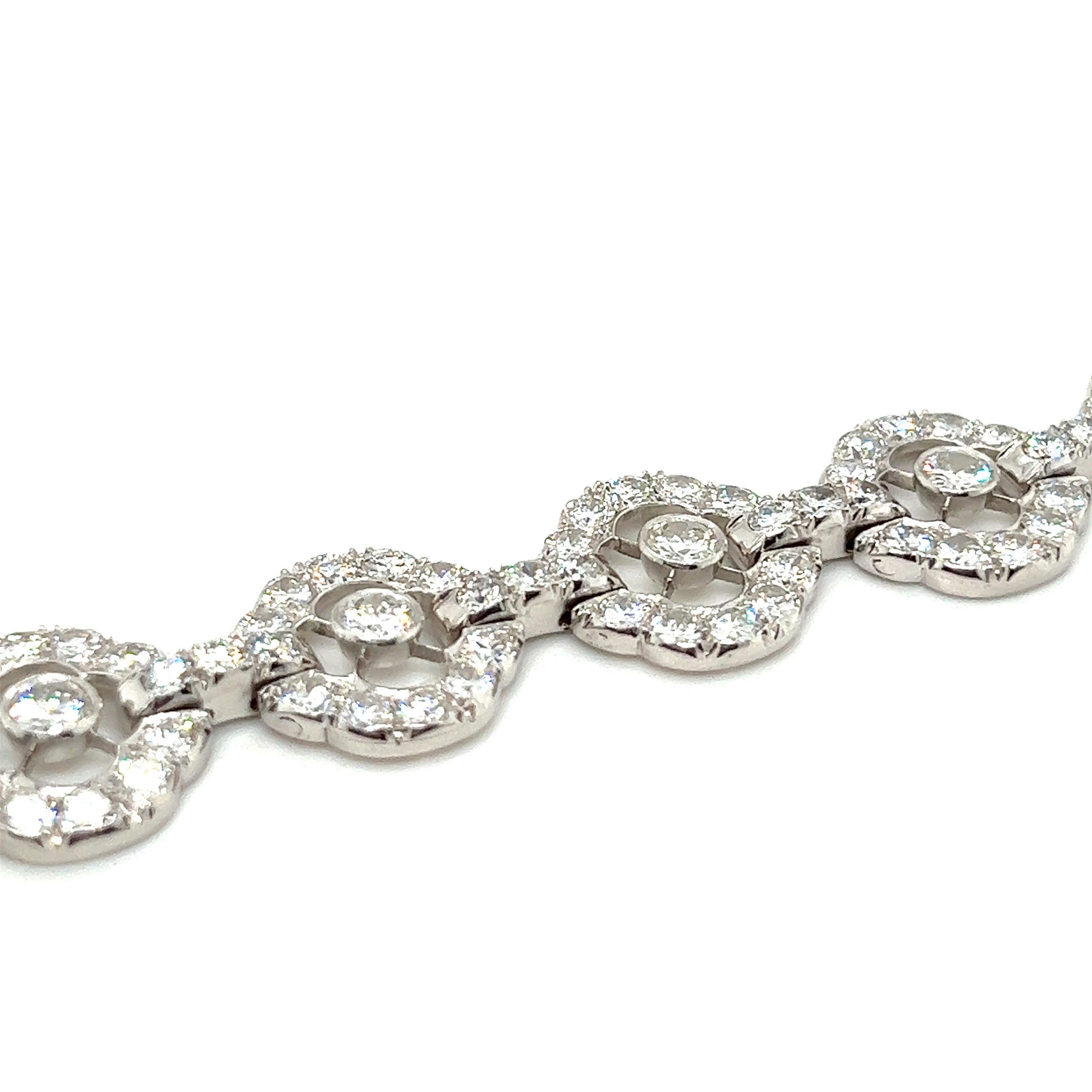 Art Deco Art-Déco Platinum and Diamond Bracelet For Sale