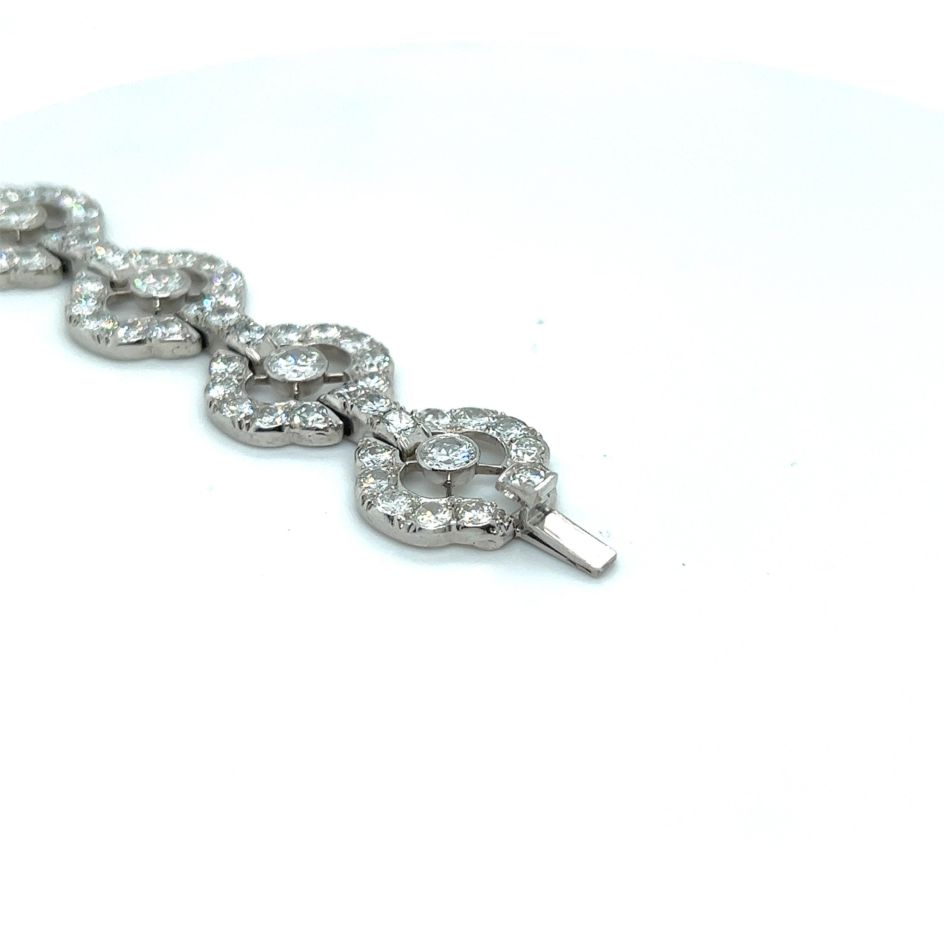 Art-Déco Platinum and Diamond Bracelet In Good Condition For Sale In Zurich, CH