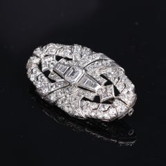 Art Deco Platinum and Diamond Brooch by Curnis, 5.50ct, Italy, 1930s